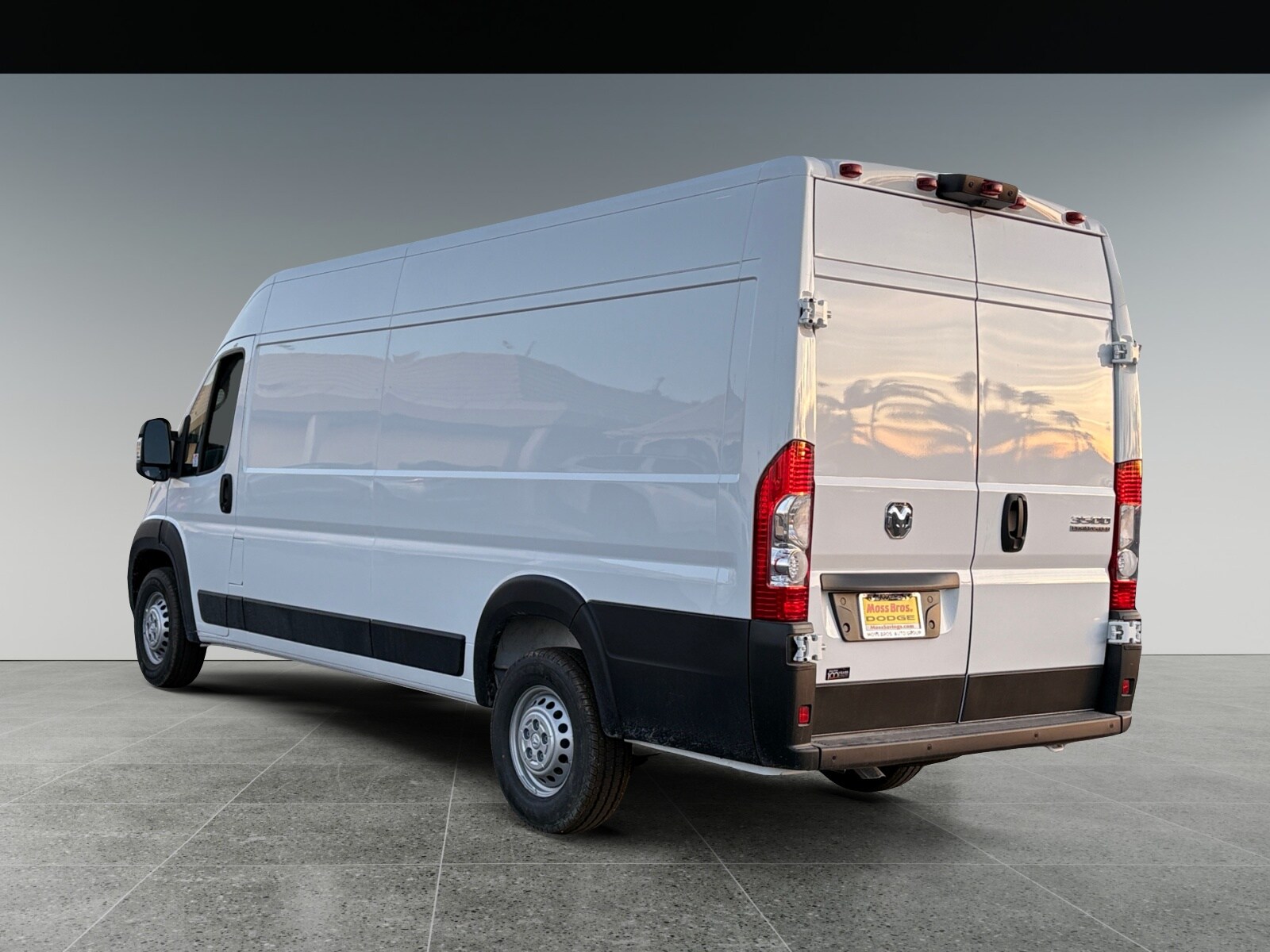 2026 Ram ProMaster 3500 Cargo Van photo 2