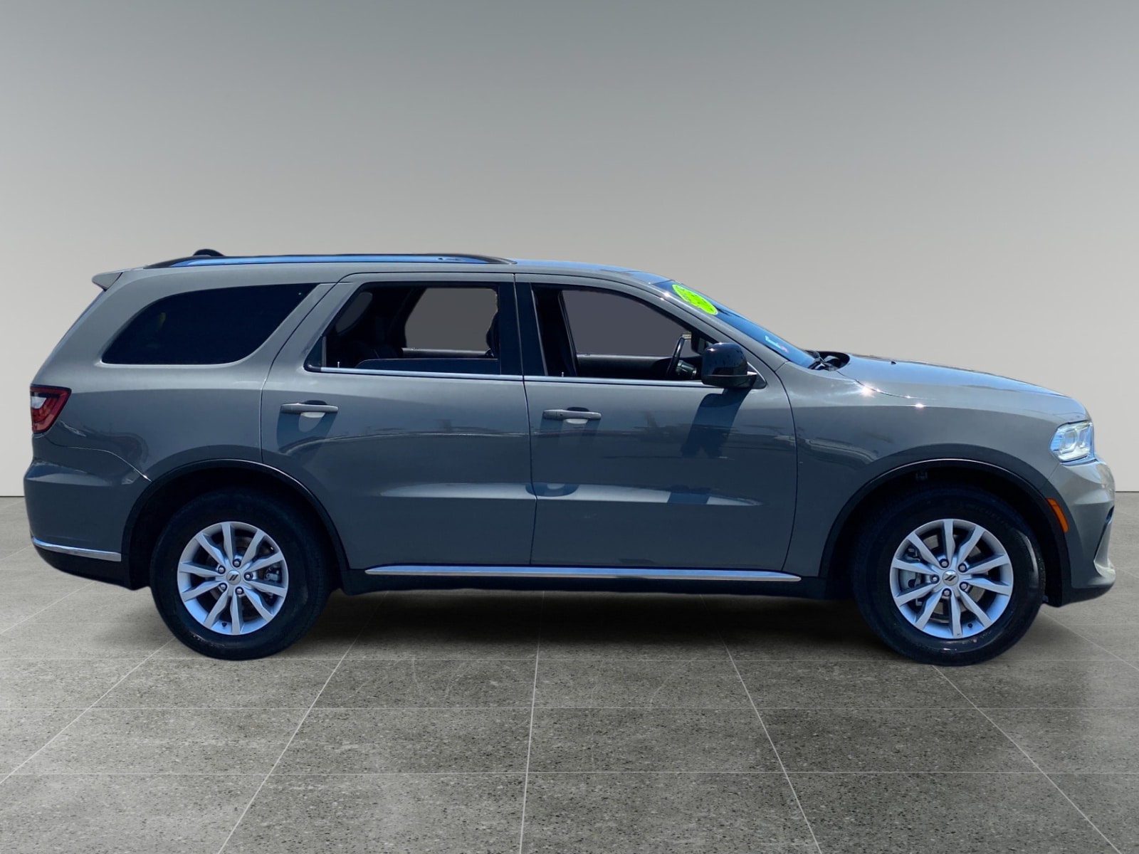 2023 Dodge Durango SXT - Photo 6