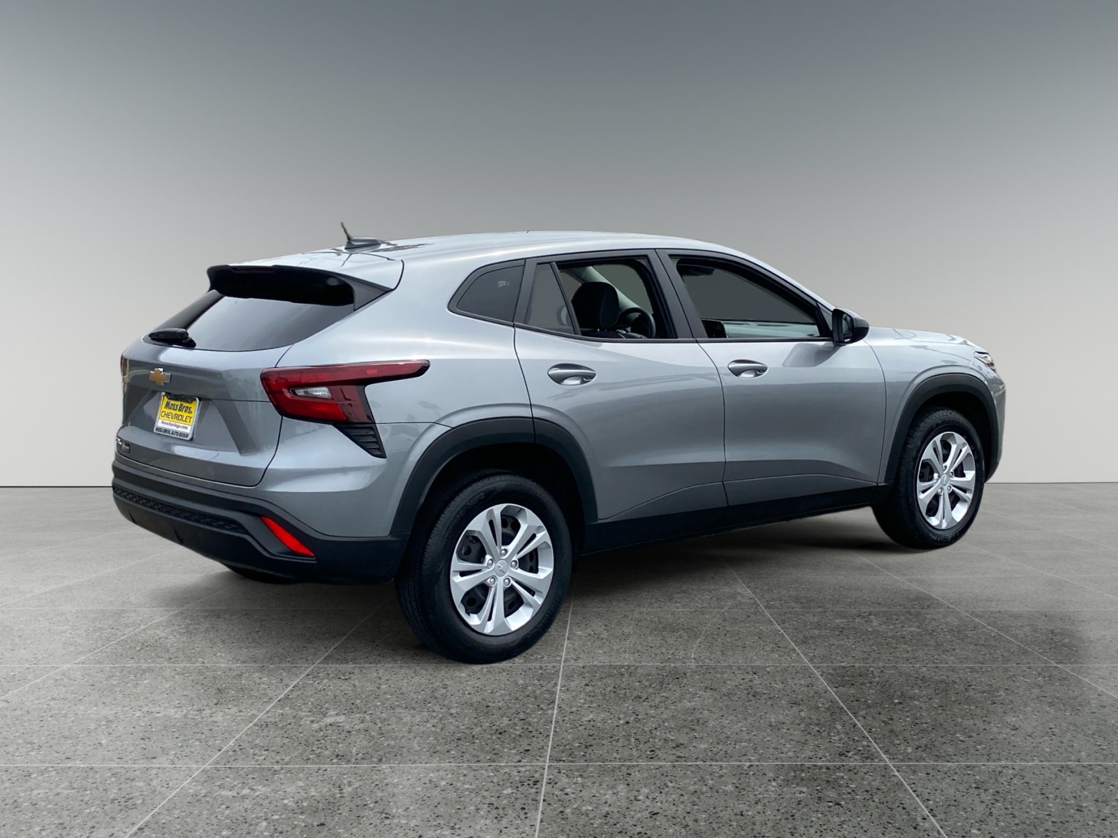 2025 Chevrolet Trax LS photo 5