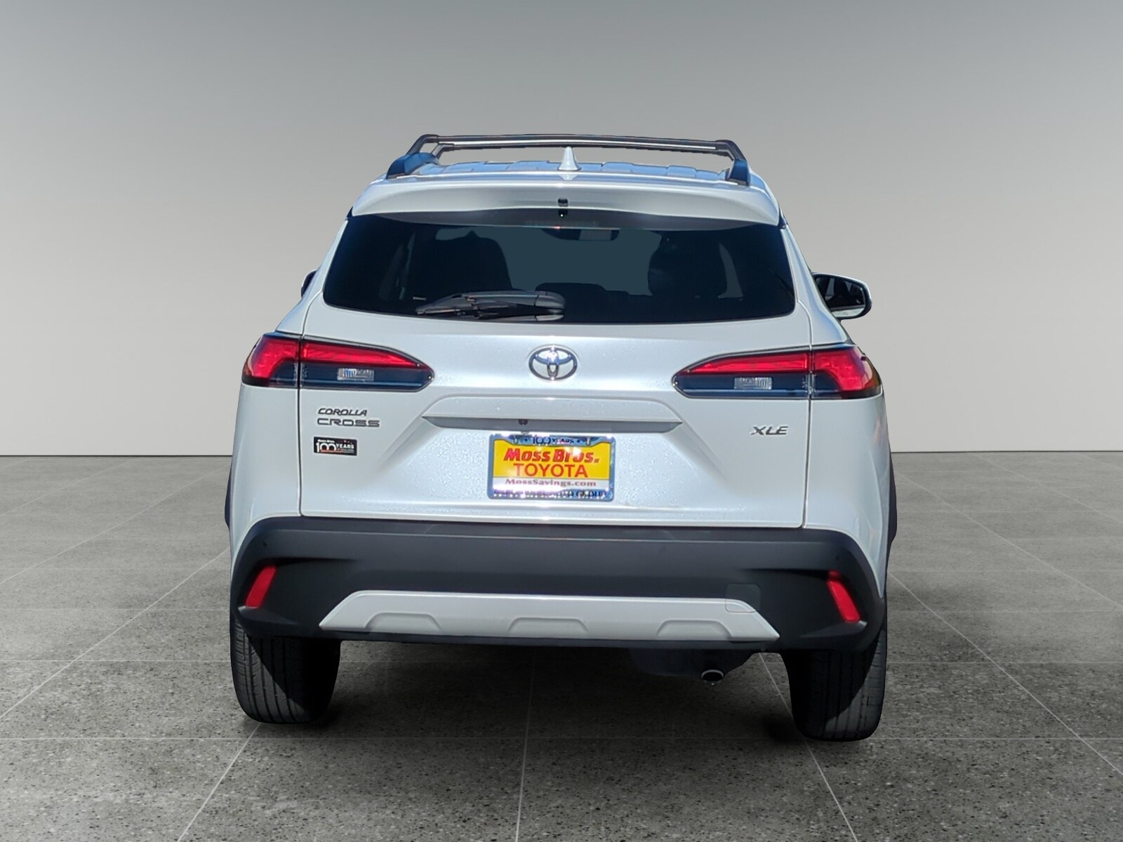 2023 Toyota Corolla Cross XLE photo 4