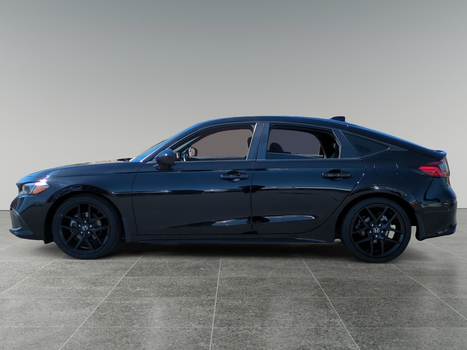 Used 2022 Honda Civic Hatchback Sport with VIN 19XFL2H84NE016420 for sale in Riverside, CA