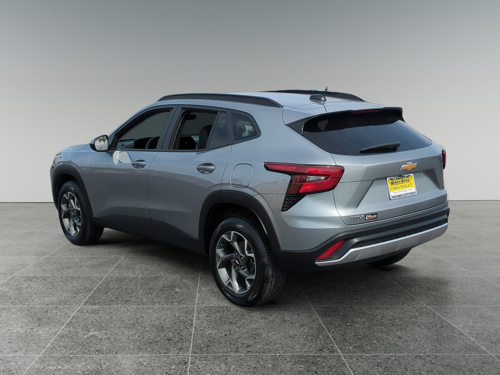 2024 Chevrolet Trax LT photo 3