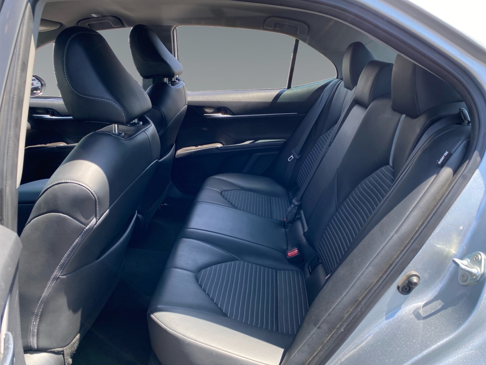 2023 Toyota Camry SE - Photo 13