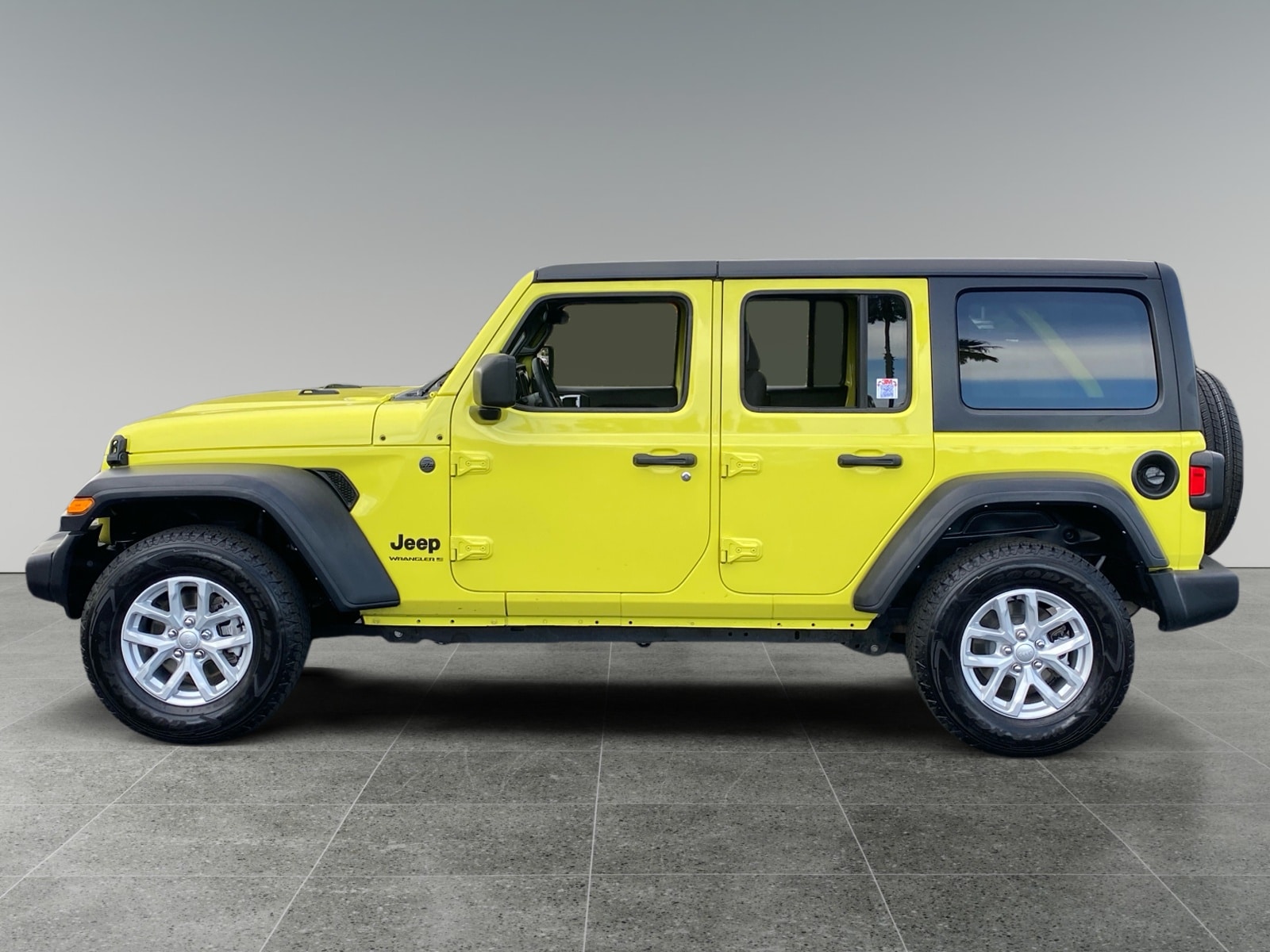 2023 Jeep Wrangler 4-DOOR SPORT 4X4 photo 2
