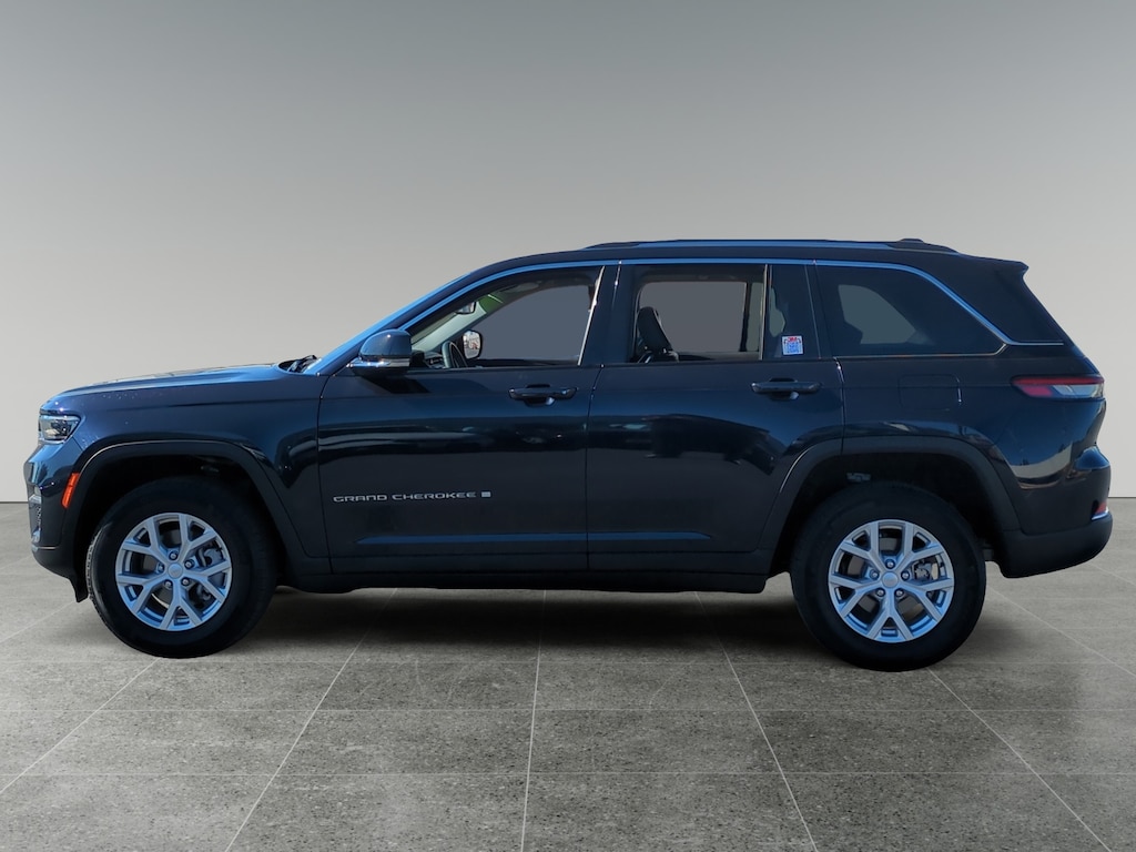 Used 2023 Jeep Grand Cherokee Limited SUV