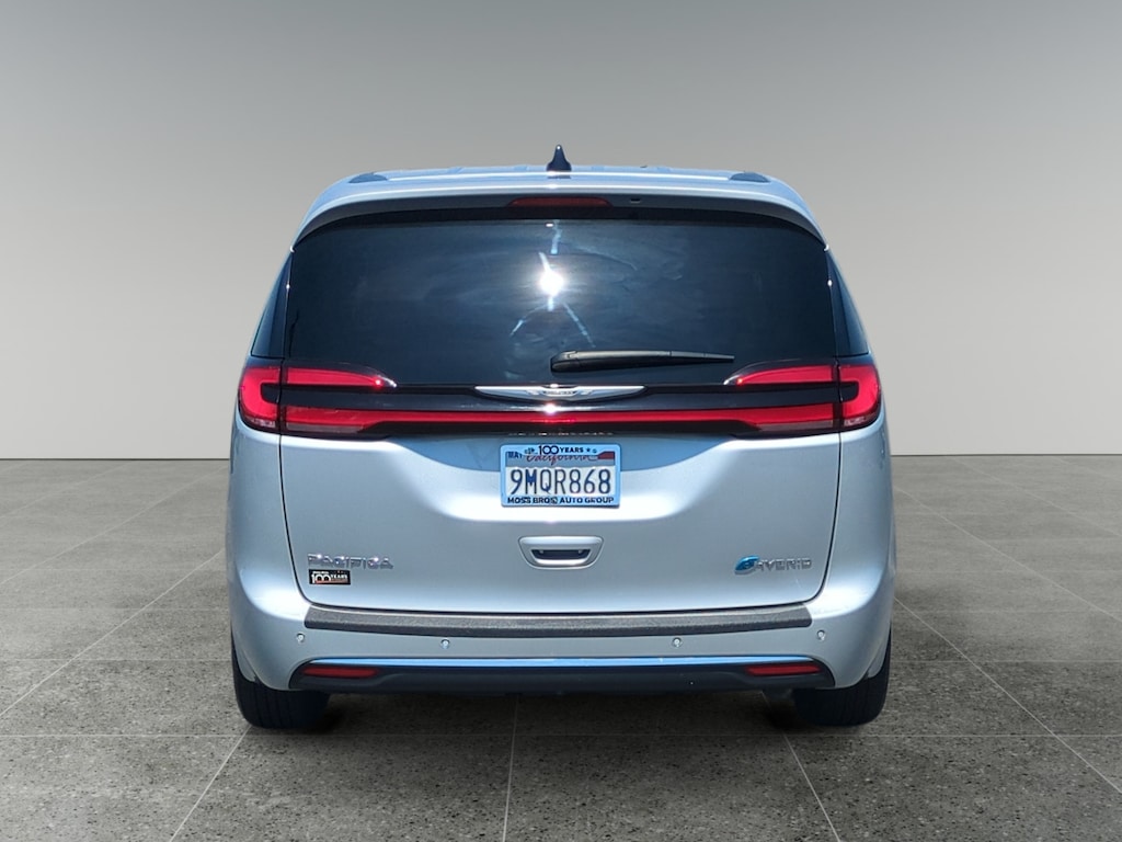 Used 2023 Chrysler Pacifica Plug-In Hybrid Limited Van Passenger Van