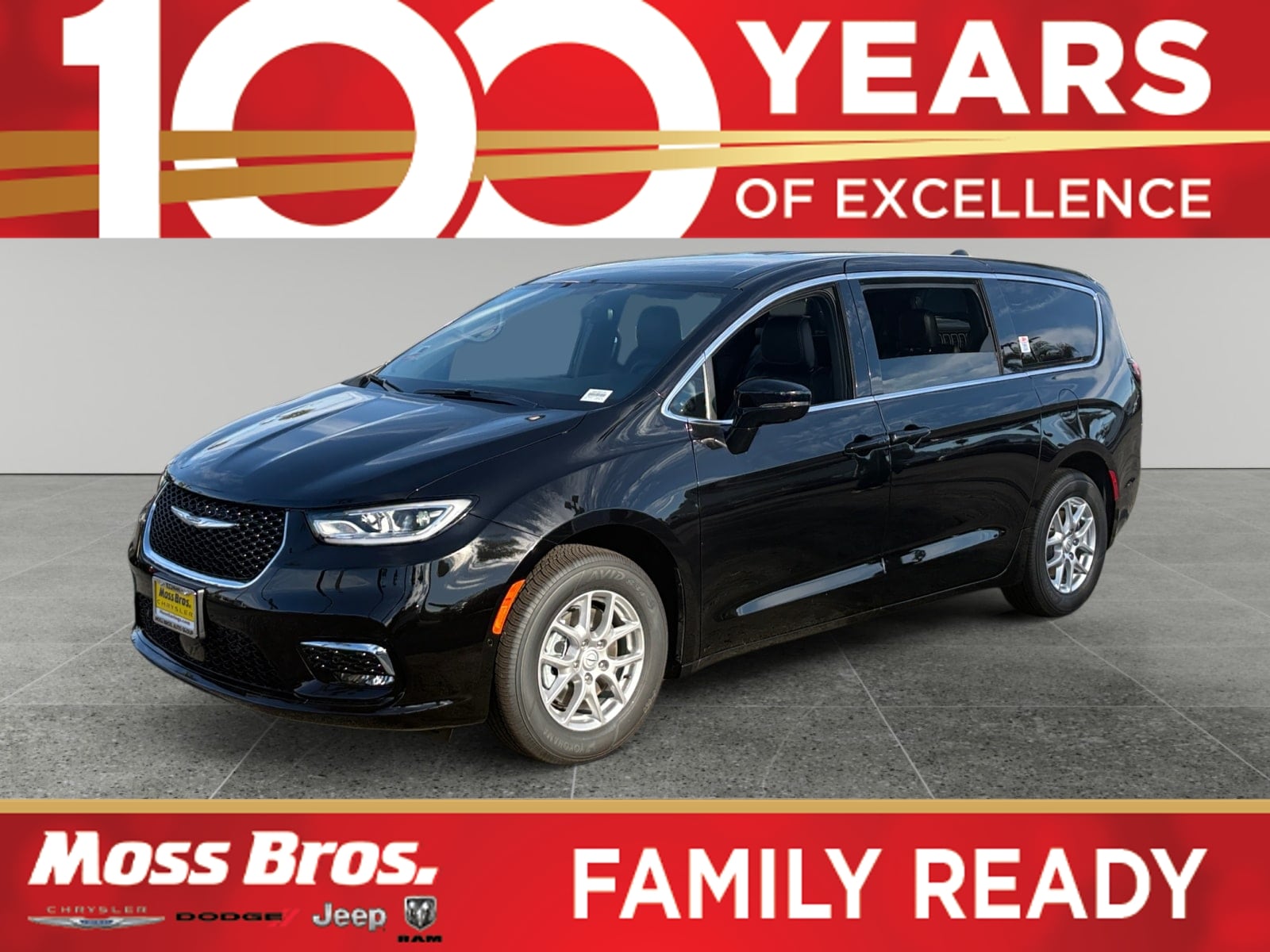 2026 Chrysler Pacifica Select's photo