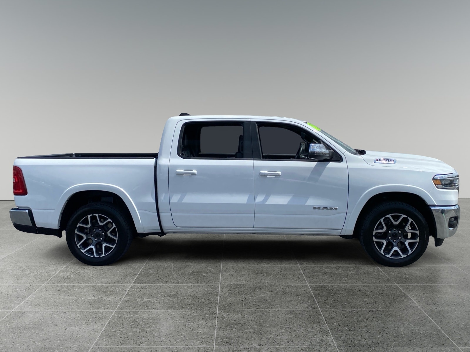 2025 Ram 1500 Laramie photo 6