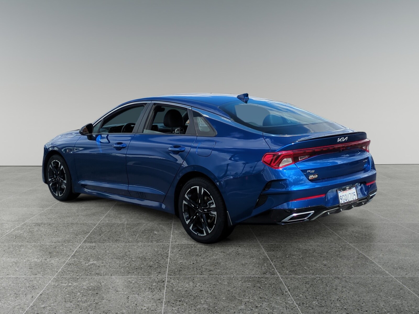 2022 Kia K5 GT-Line photo 3