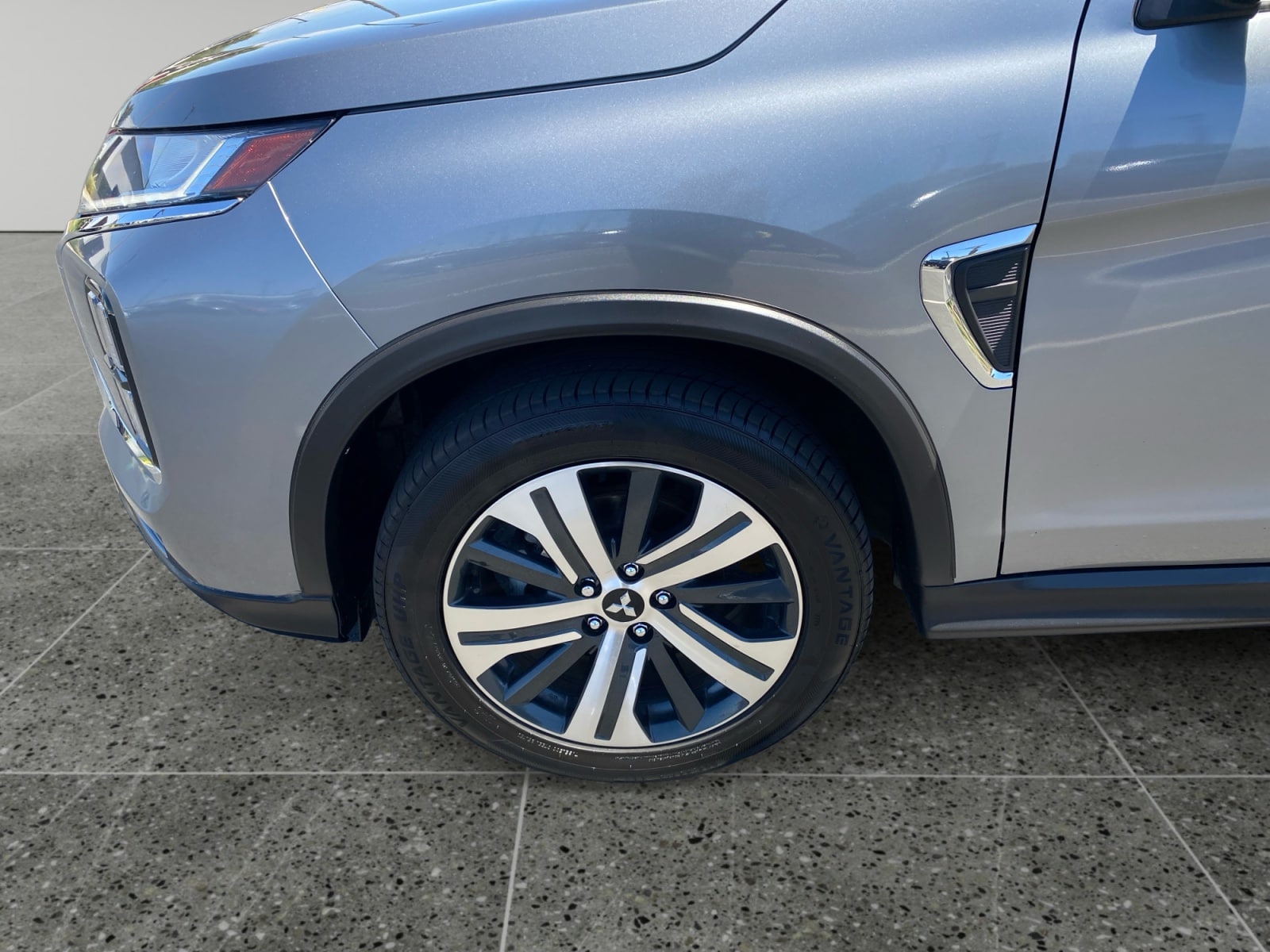 2024 Mitsubishi Outlander Sport S - Photo 14