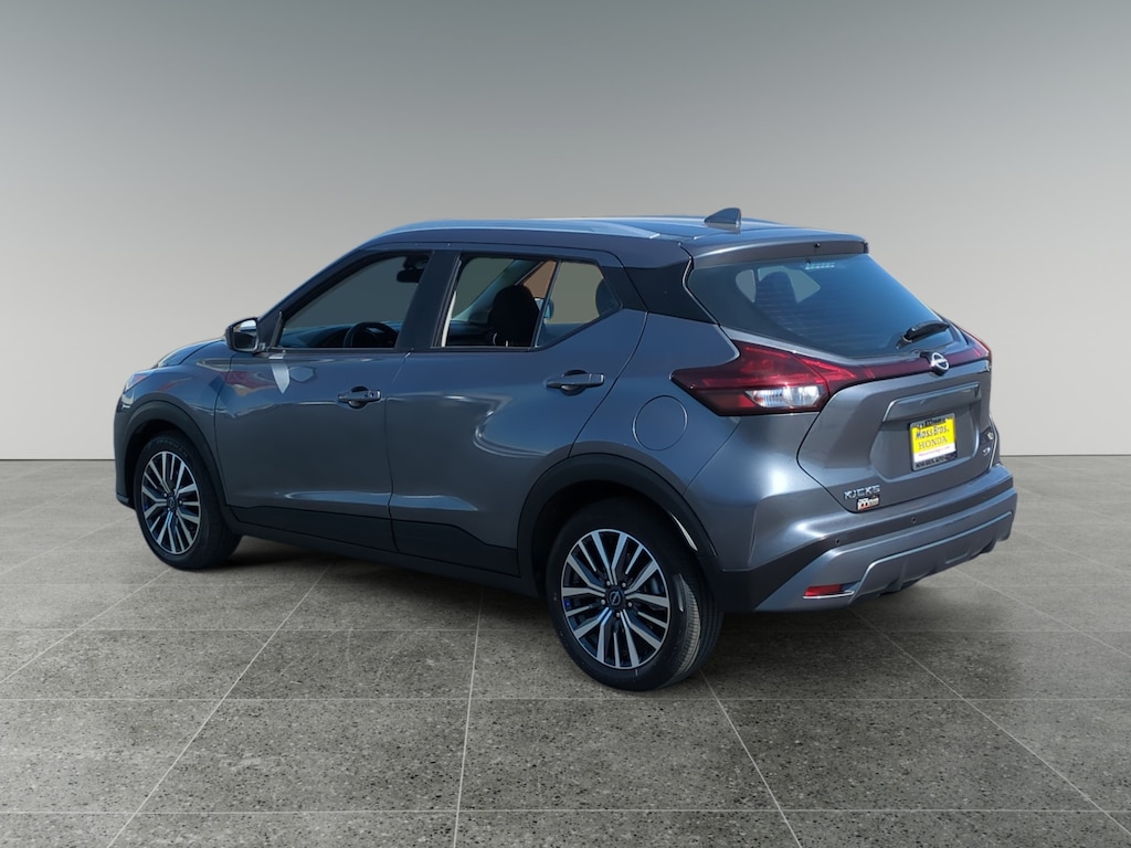 Used 2024 Nissan Kicks SV SUV