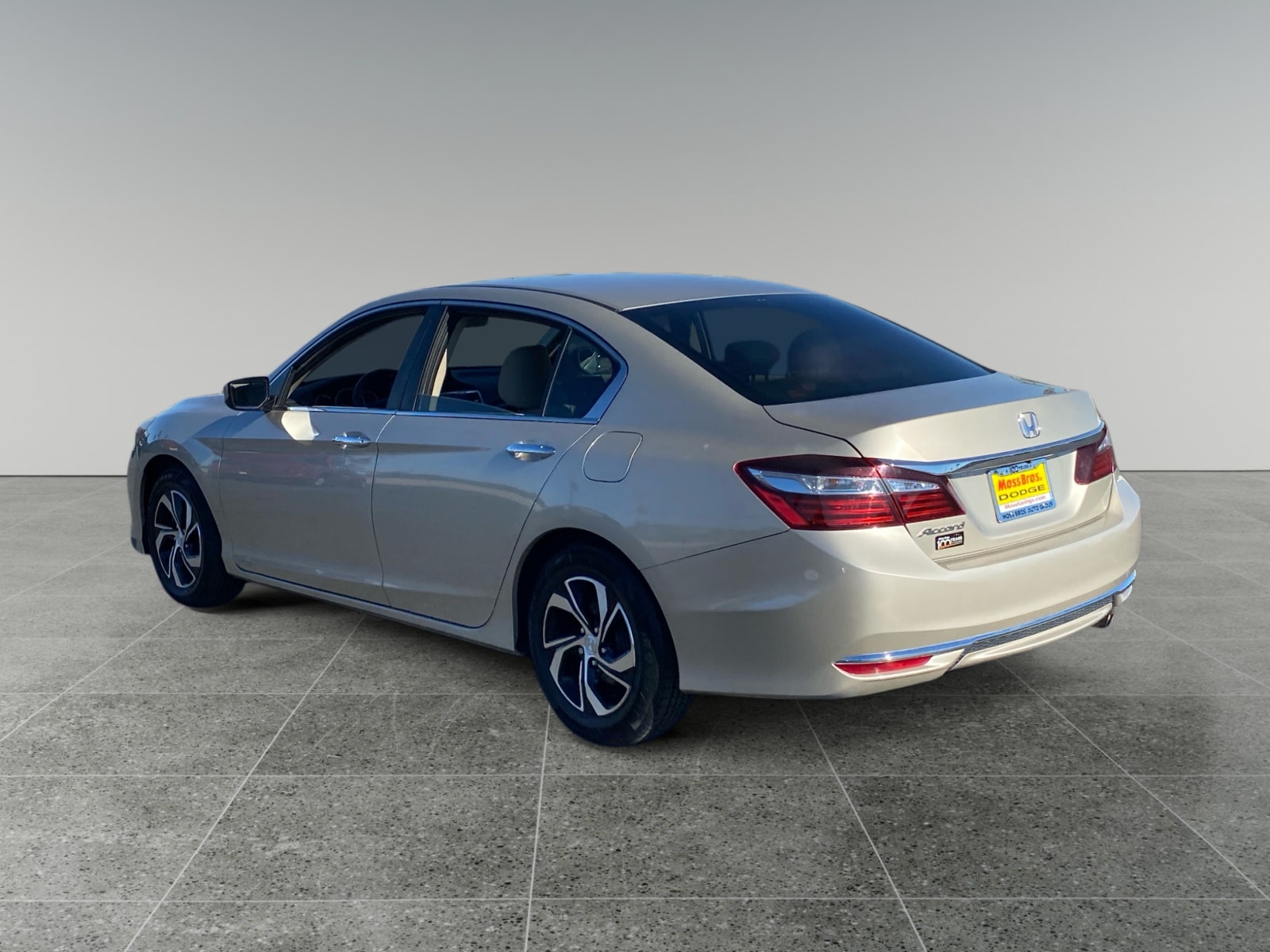 2016 Honda Accord LX photo 3