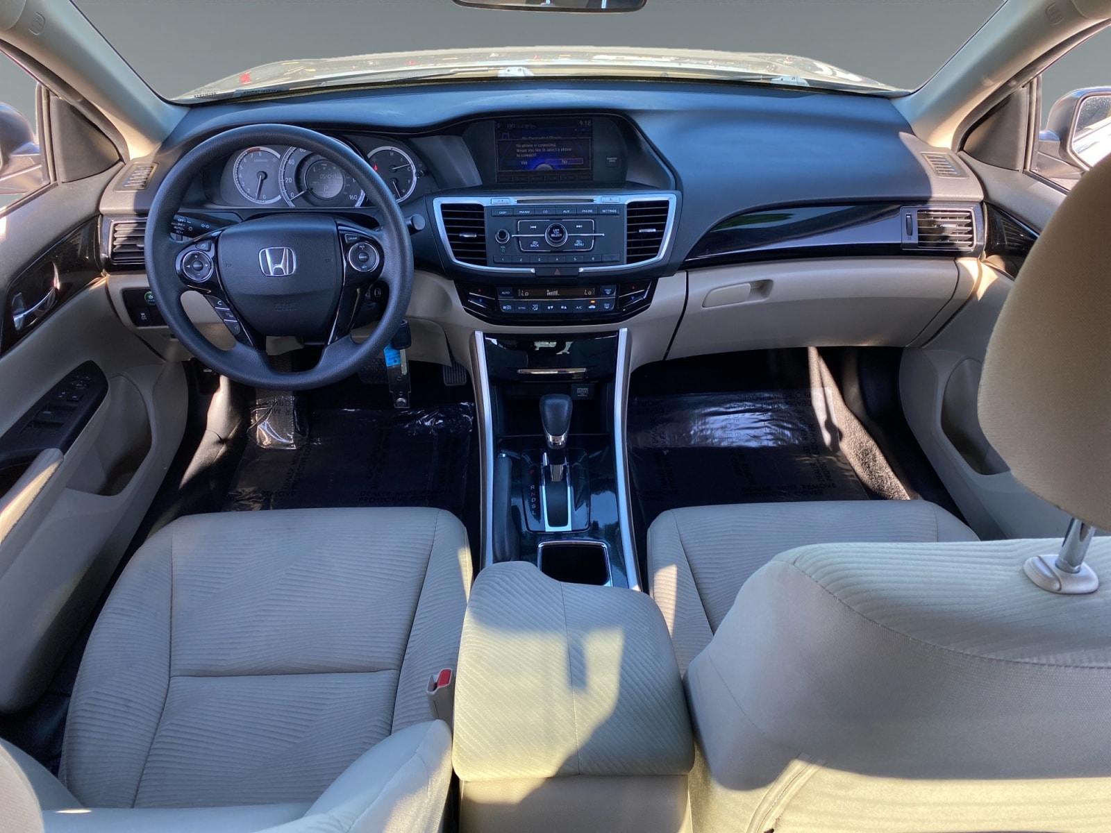 2016 Honda Accord LX - Photo 10