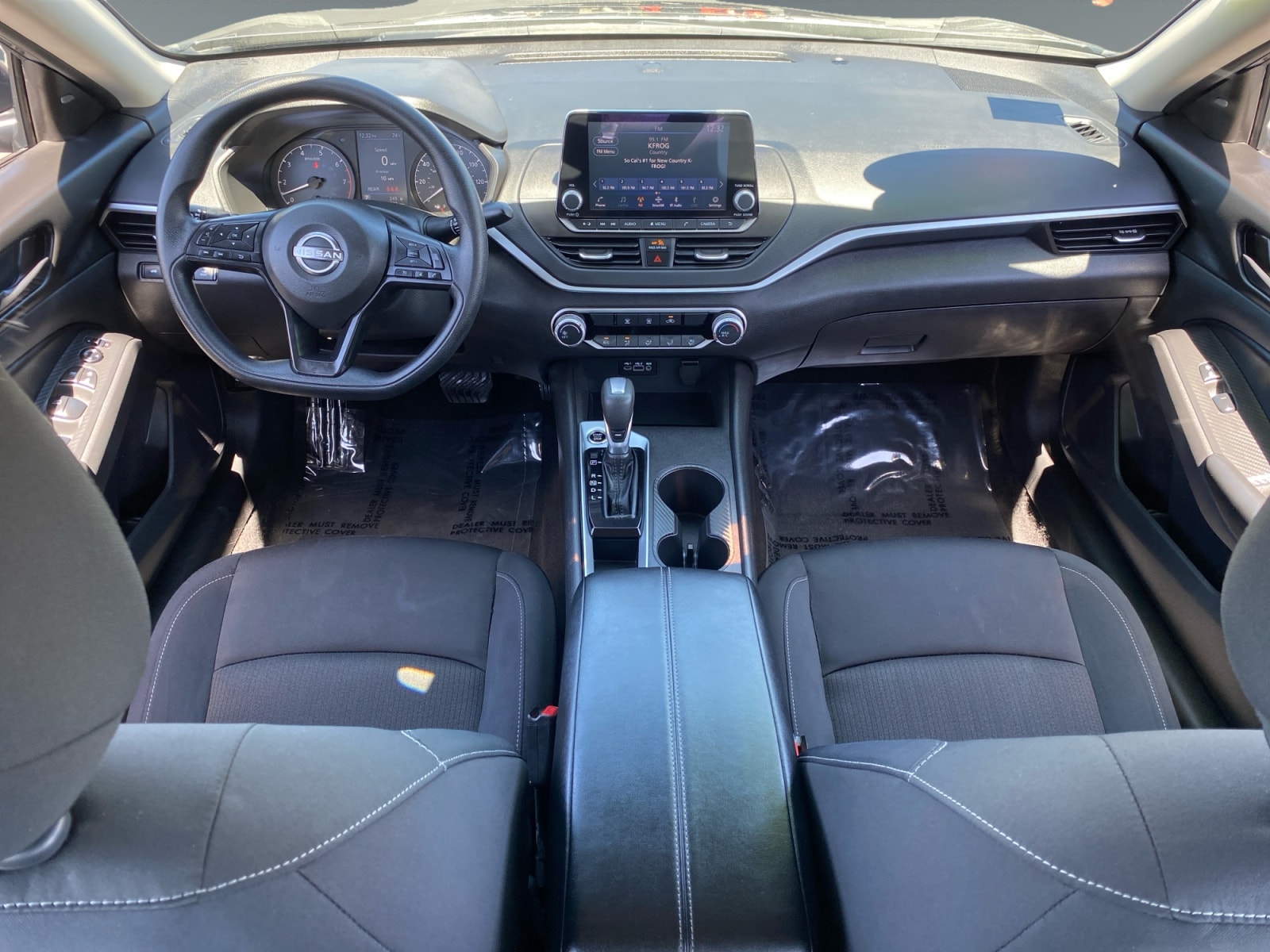 2025 Nissan Altima S - Photo 10