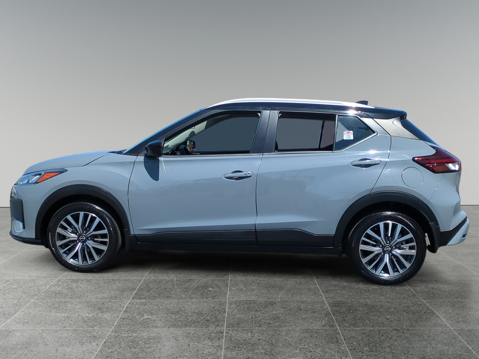 Used 2023 Nissan Kicks SV with VIN 3N1CP5CV2PL509620 for sale in Riverside, CA