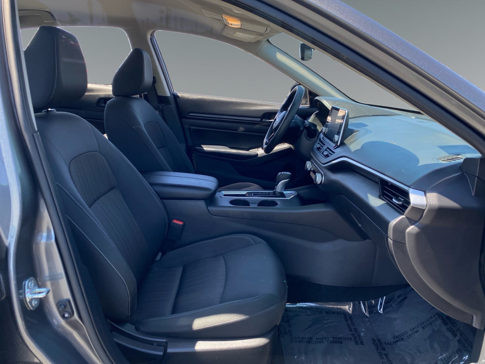 2025 Nissan Altima S - Photo 15
