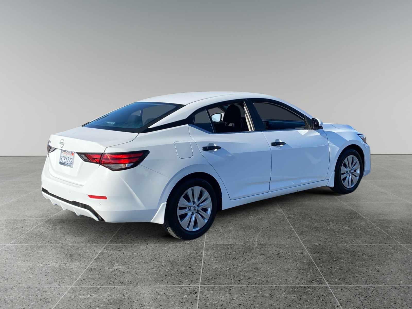 2025 Nissan Sentra S photo 5