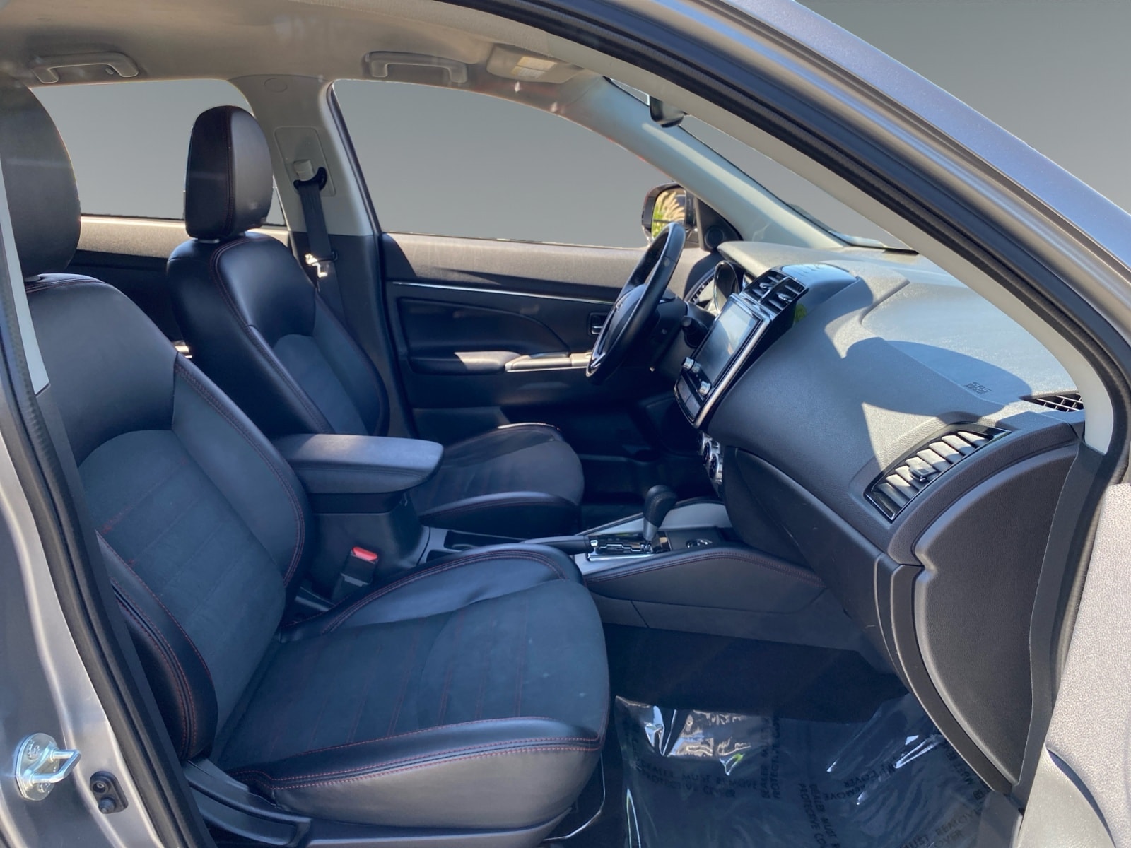 2024 Mitsubishi Outlander Sport S - Photo 15