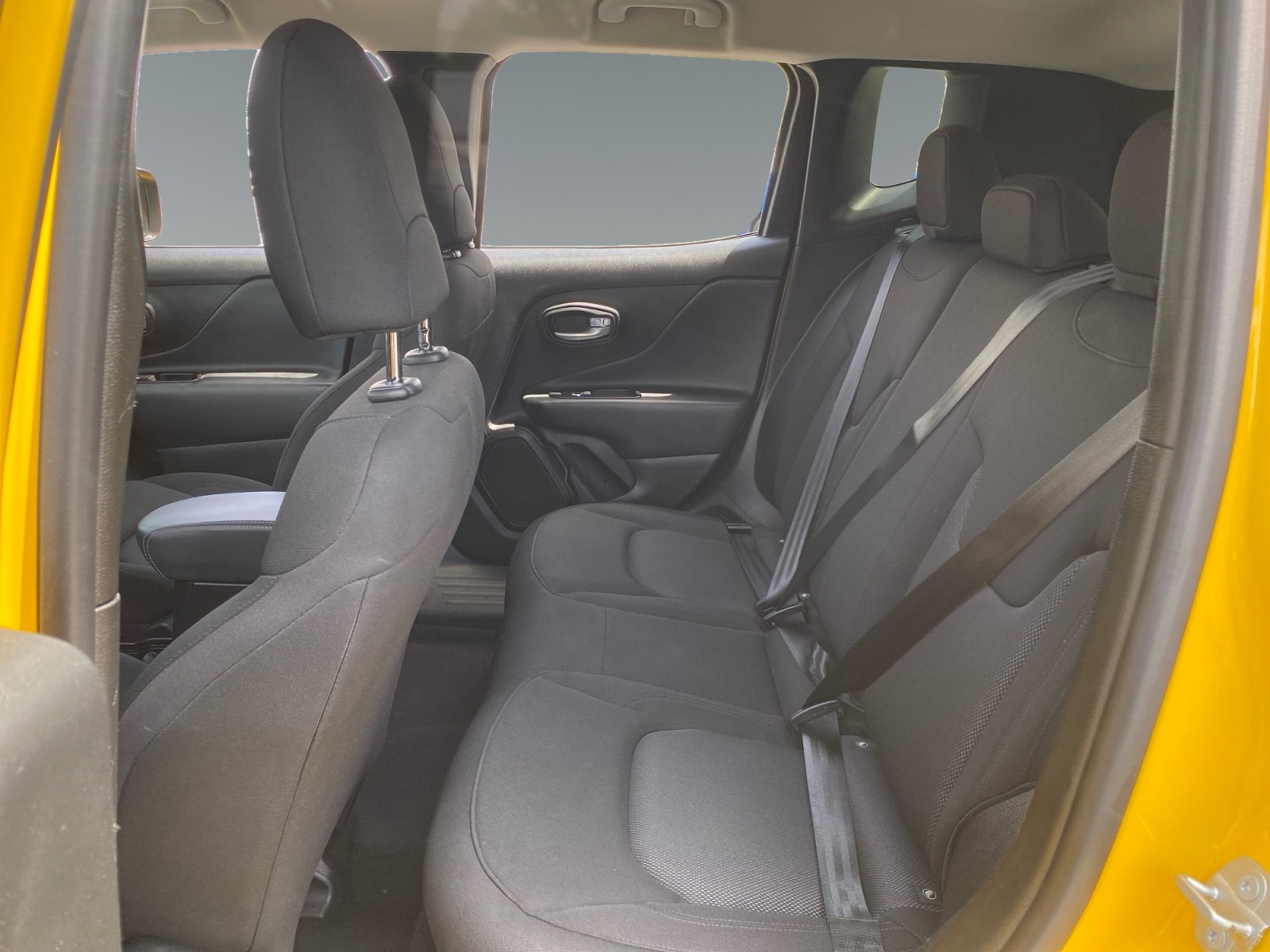2023 Jeep Renegade Latitude - Photo 12