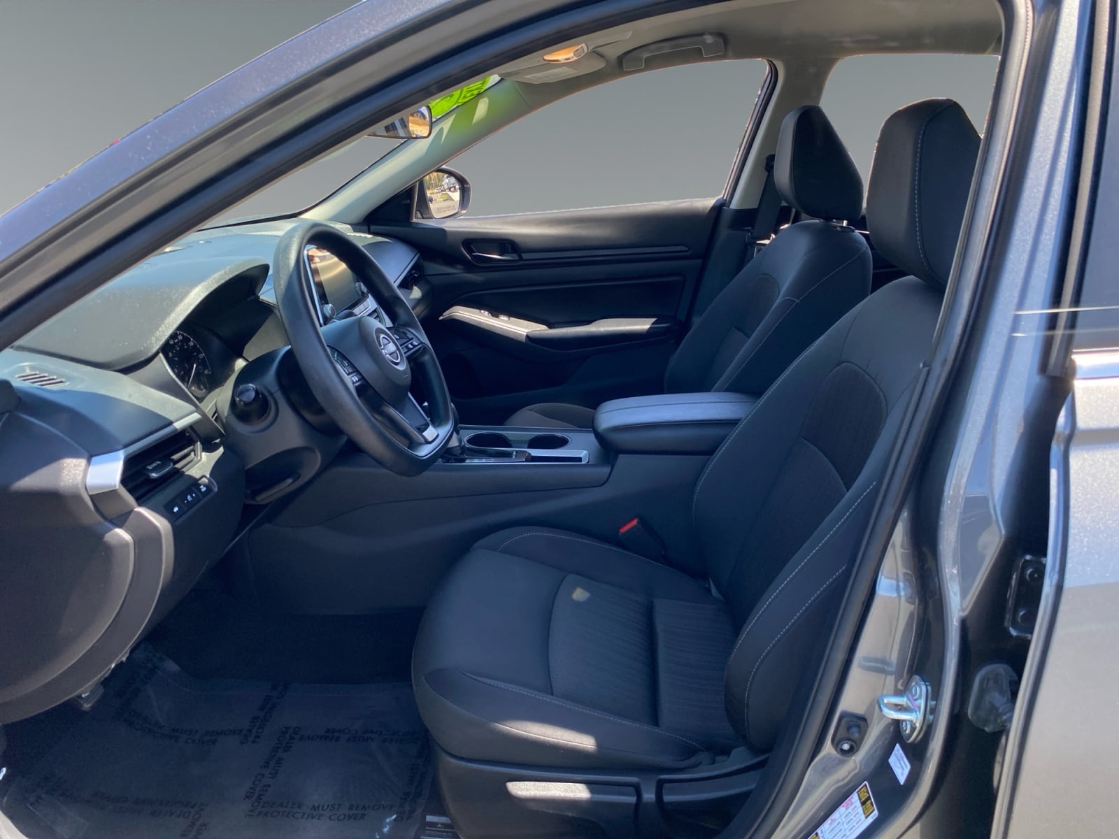 2025 Nissan Altima S - Photo 9
