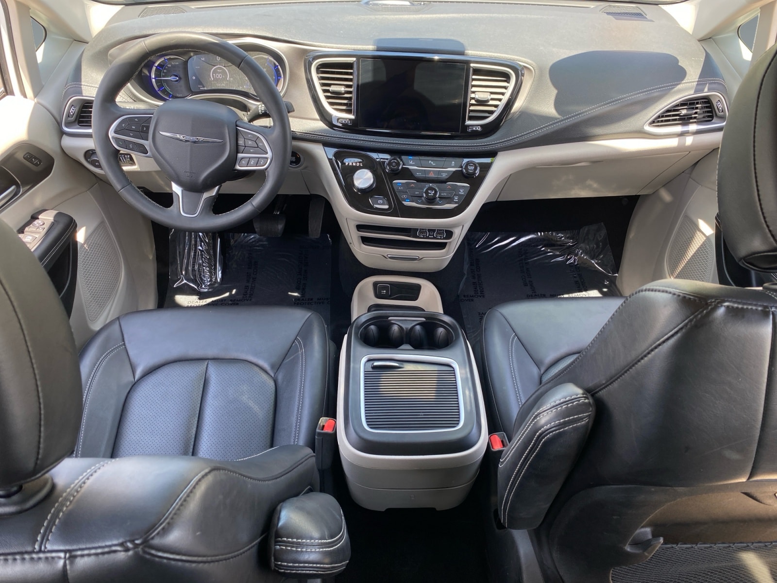 2024 Chrysler Pacifica PHEV Select - Photo 10