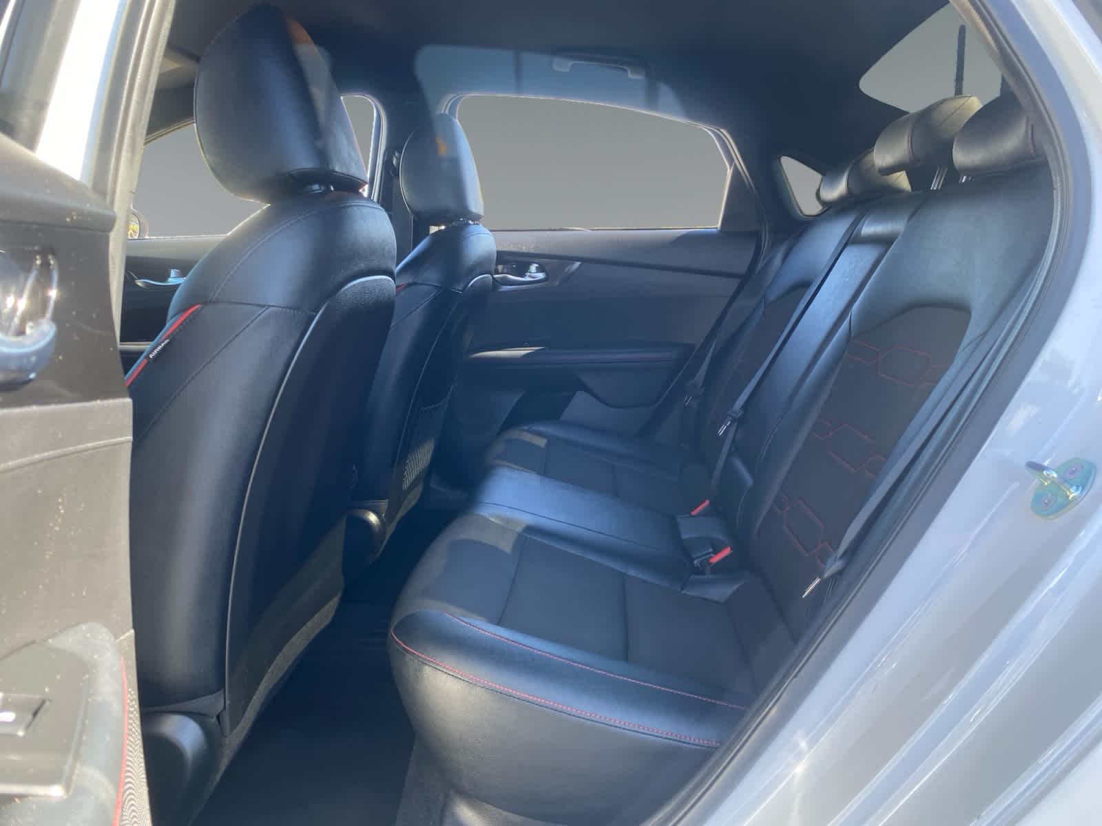 2023 Kia Forte GT - Photo 13