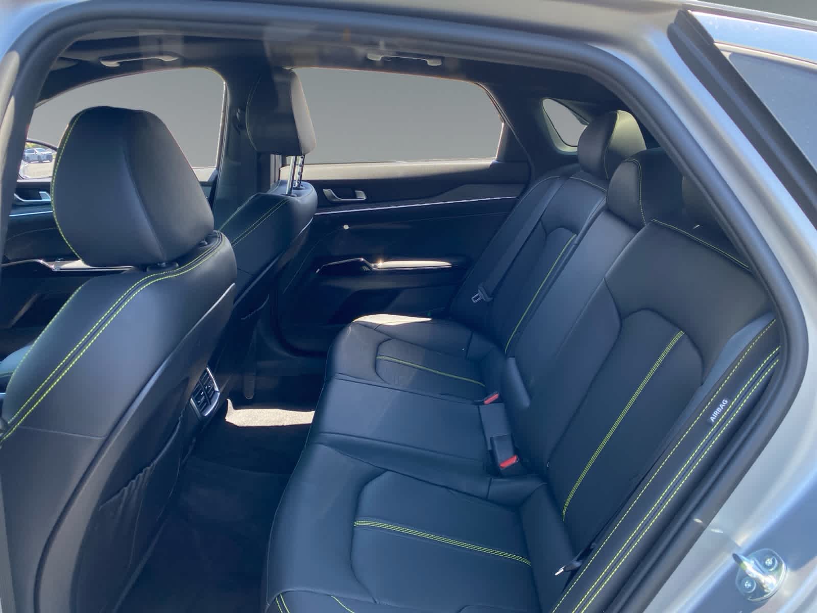 2025 Kia K5 GT - Photo 13