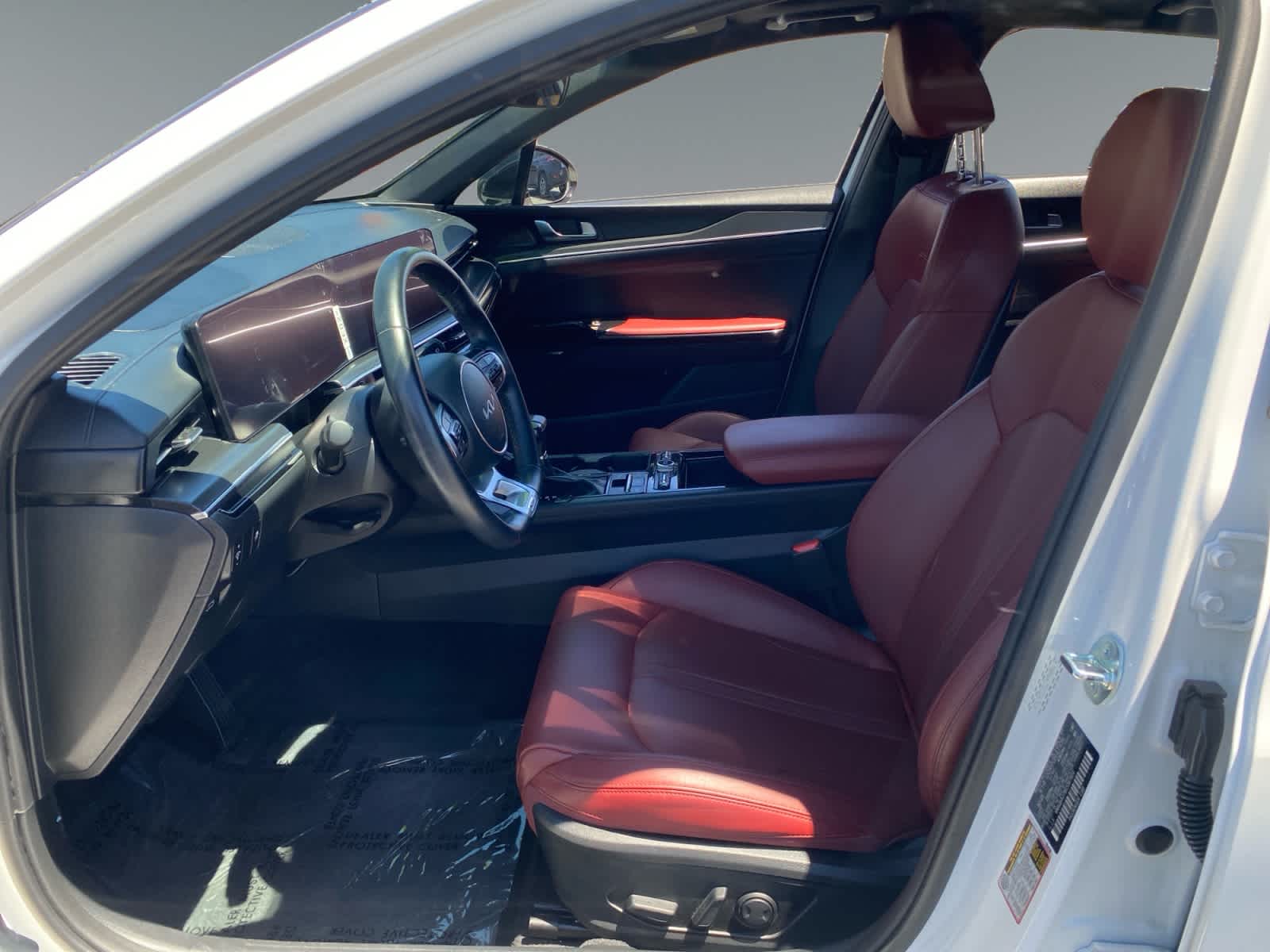 2025 Kia K5 GT-Line - Photo 9