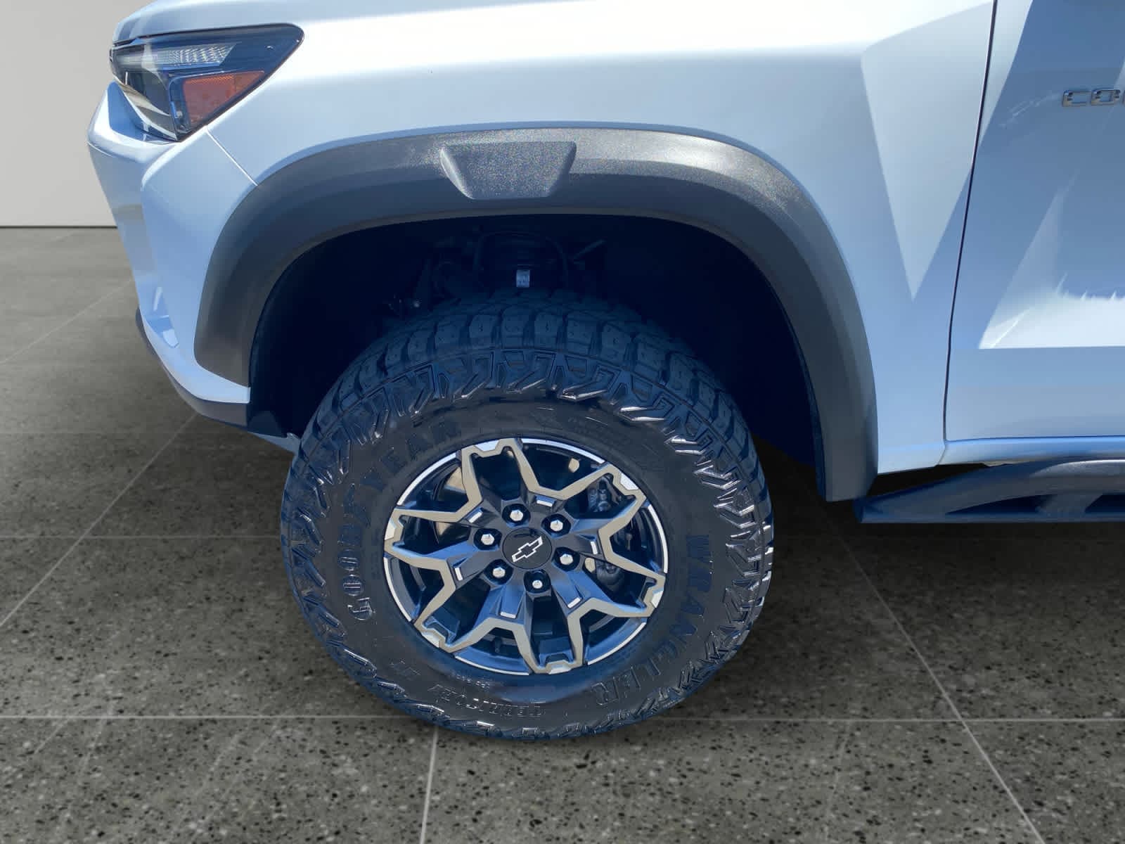 2024 Chevrolet Colorado ZR2 - Photo 14