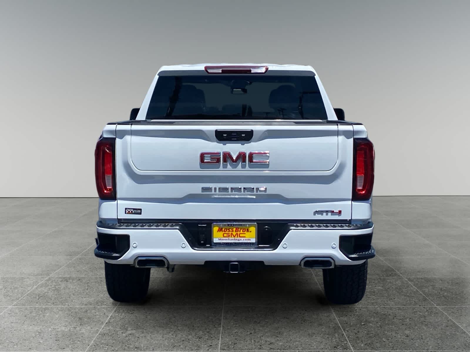 2025 GMC Sierra 1500 AT4 - Photo 4