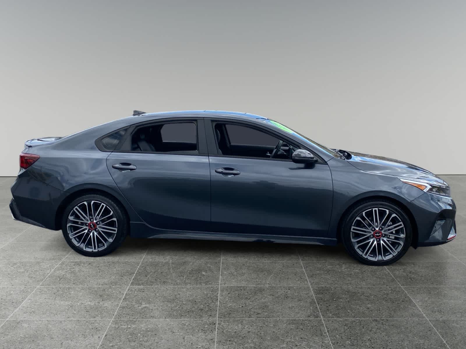 2023 Kia Forte GT - Photo 6
