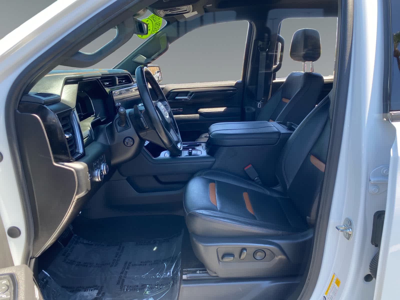 2025 GMC Sierra 1500 AT4 - Photo 9