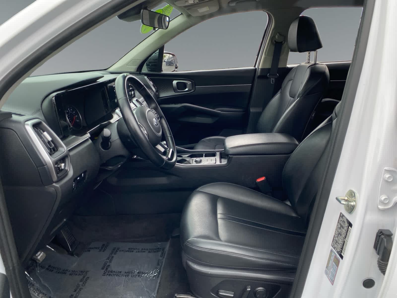 2021 Kia Sorento S - Photo 9