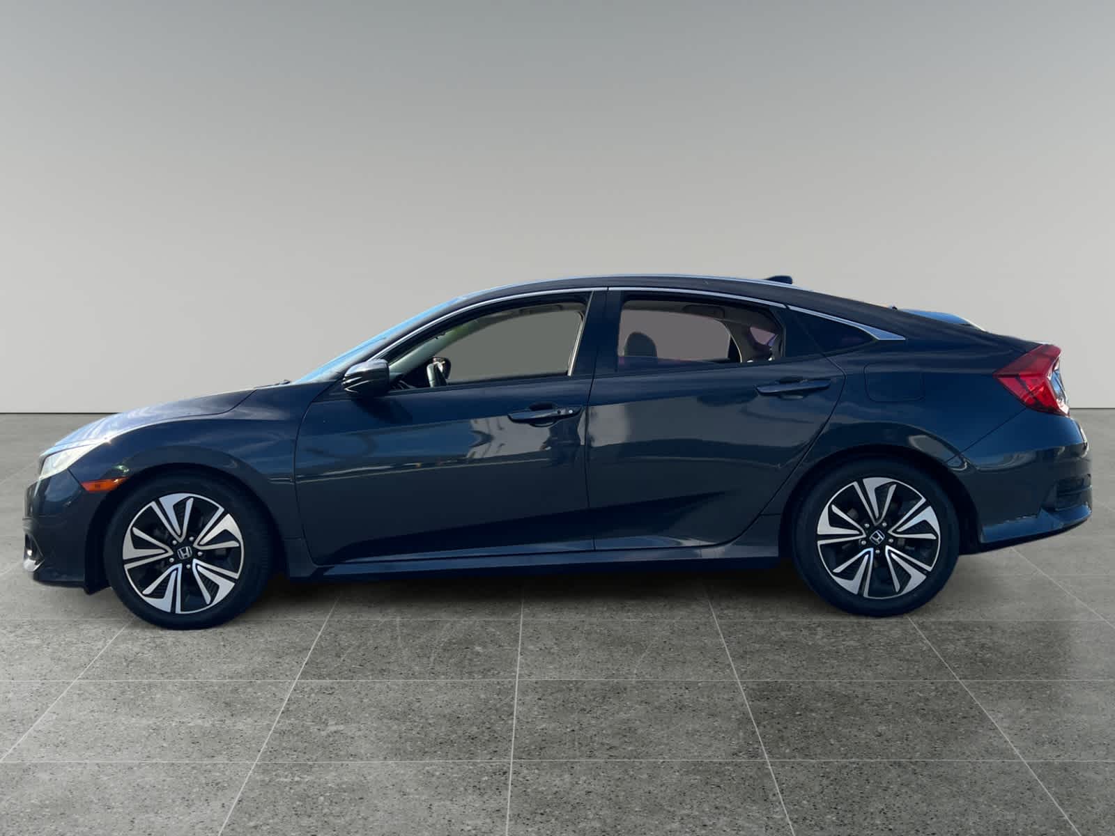 Used 2017 Honda Civic EX-T with VIN 2HGFC1F32HH652653 for sale in Moreno Valley, CA