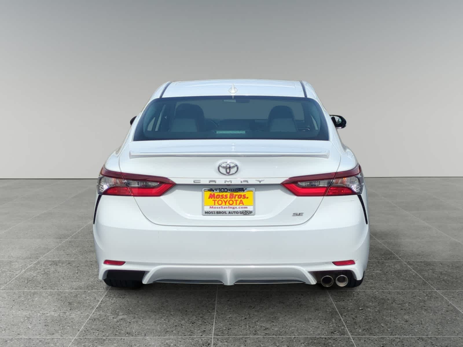 2024 Toyota Camry SE photo 4
