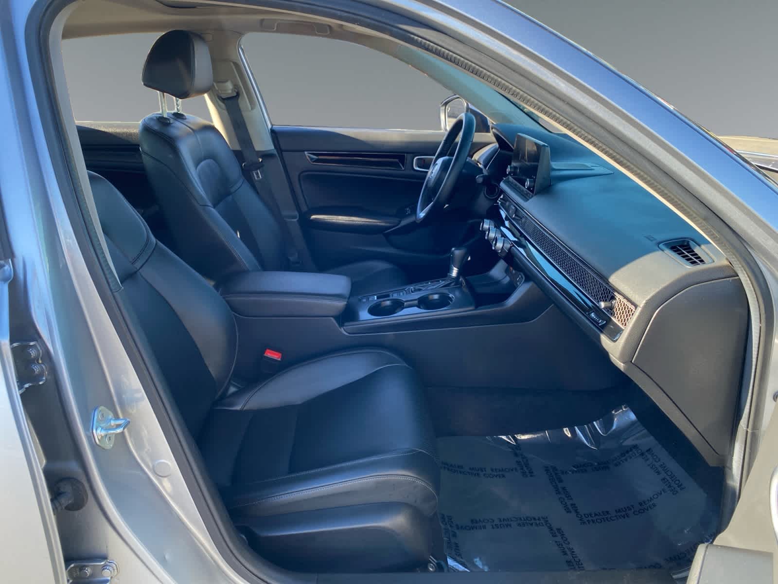 2024 Honda Civic Hatchback EX-L - Photo 15