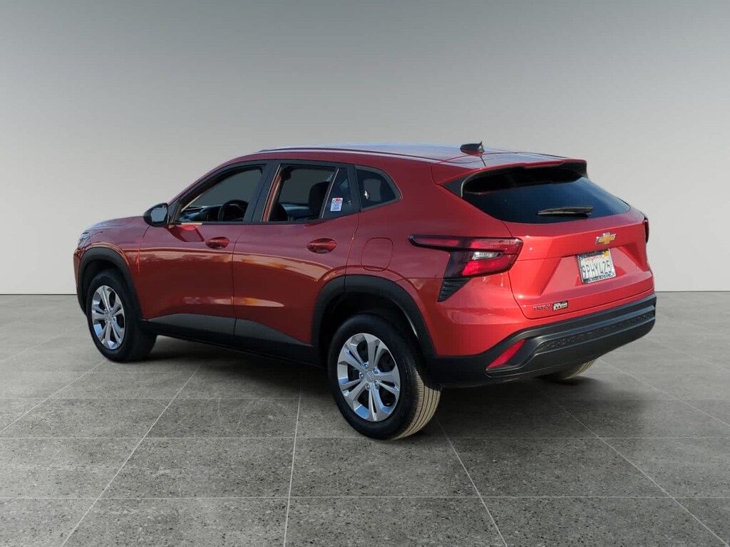 Used 2024 Chevrolet Trax LS SUV