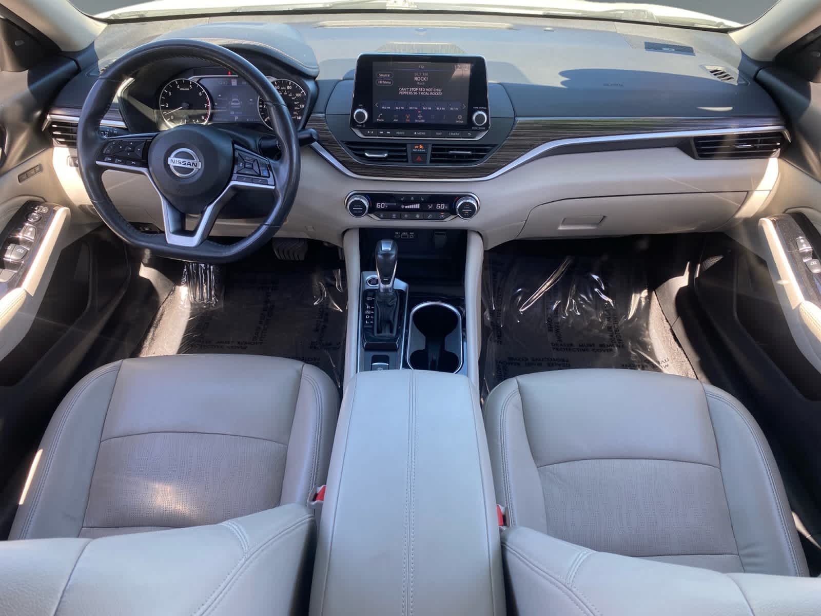 2022 Nissan Altima Platinum - Photo 10