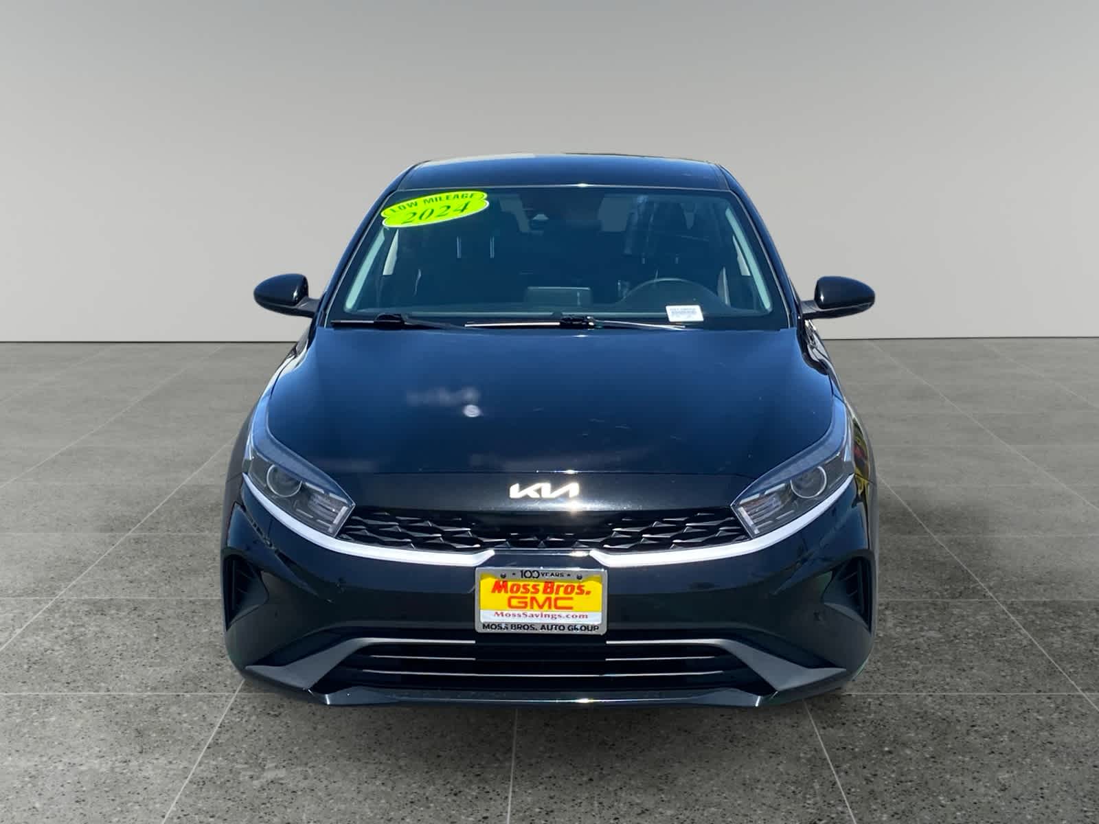 2024 Kia Forte LXS - Photo 8