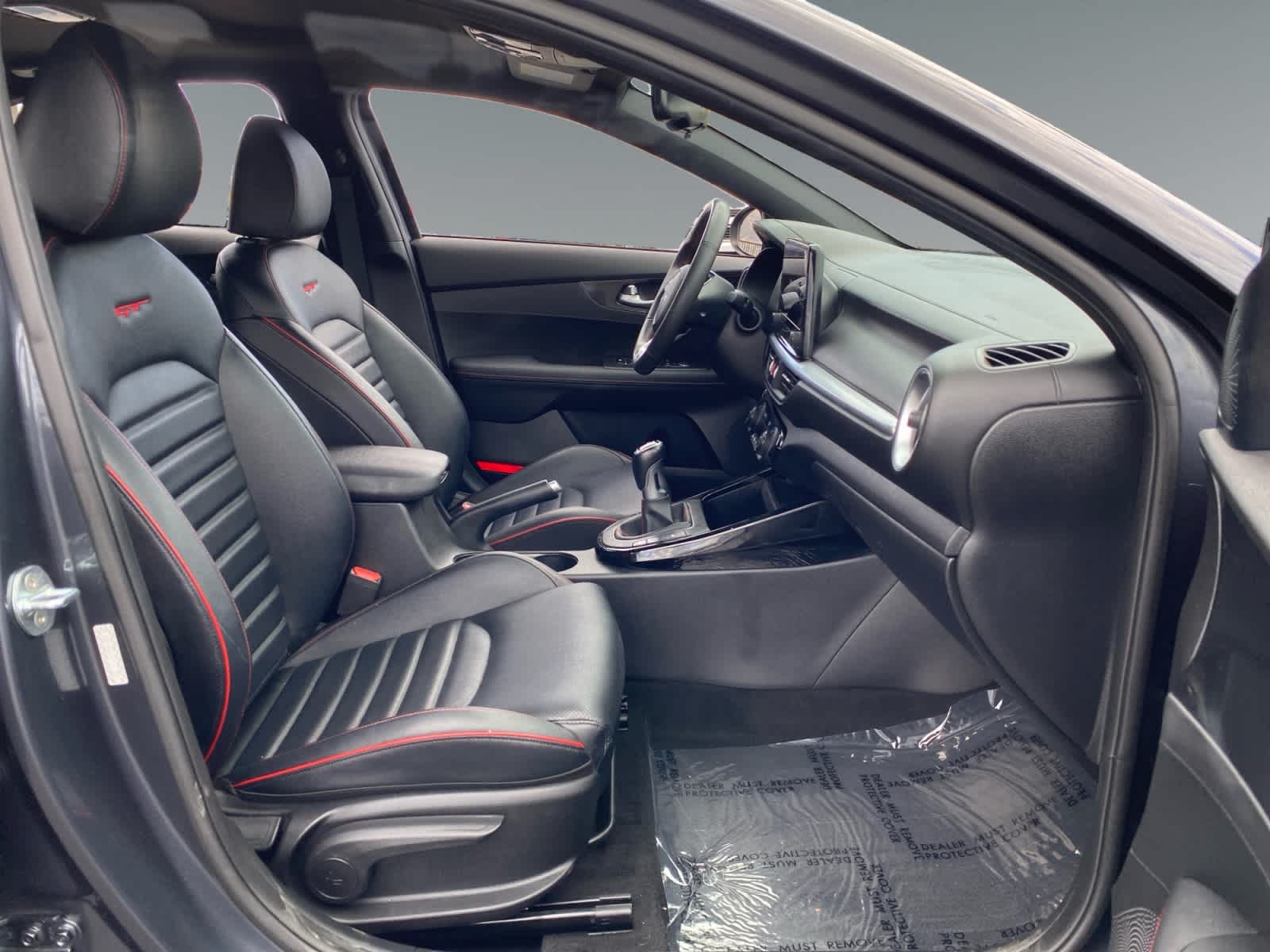 2023 Kia Forte GT - Photo 15