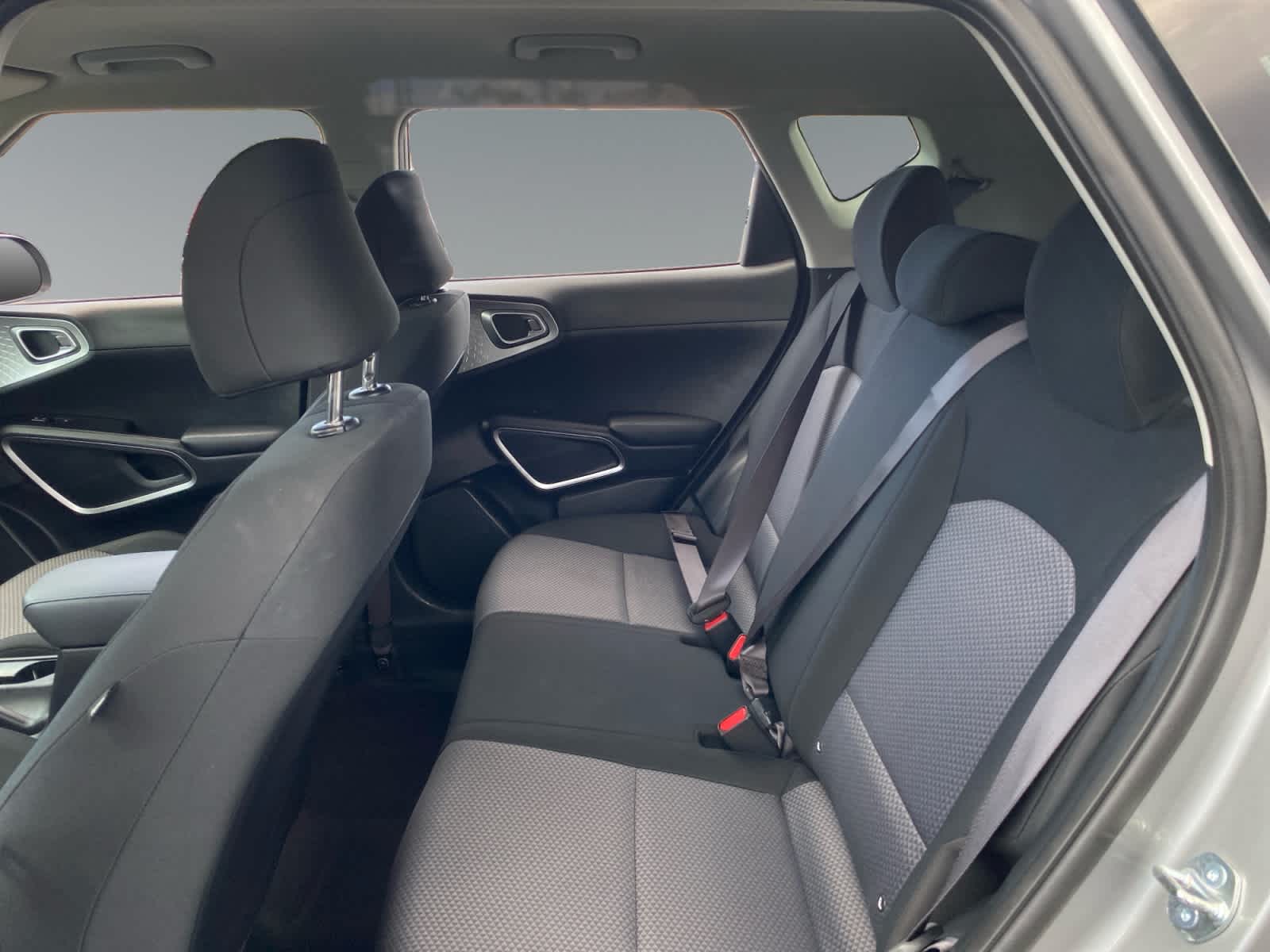 2025 Kia Soul LX - Photo 13