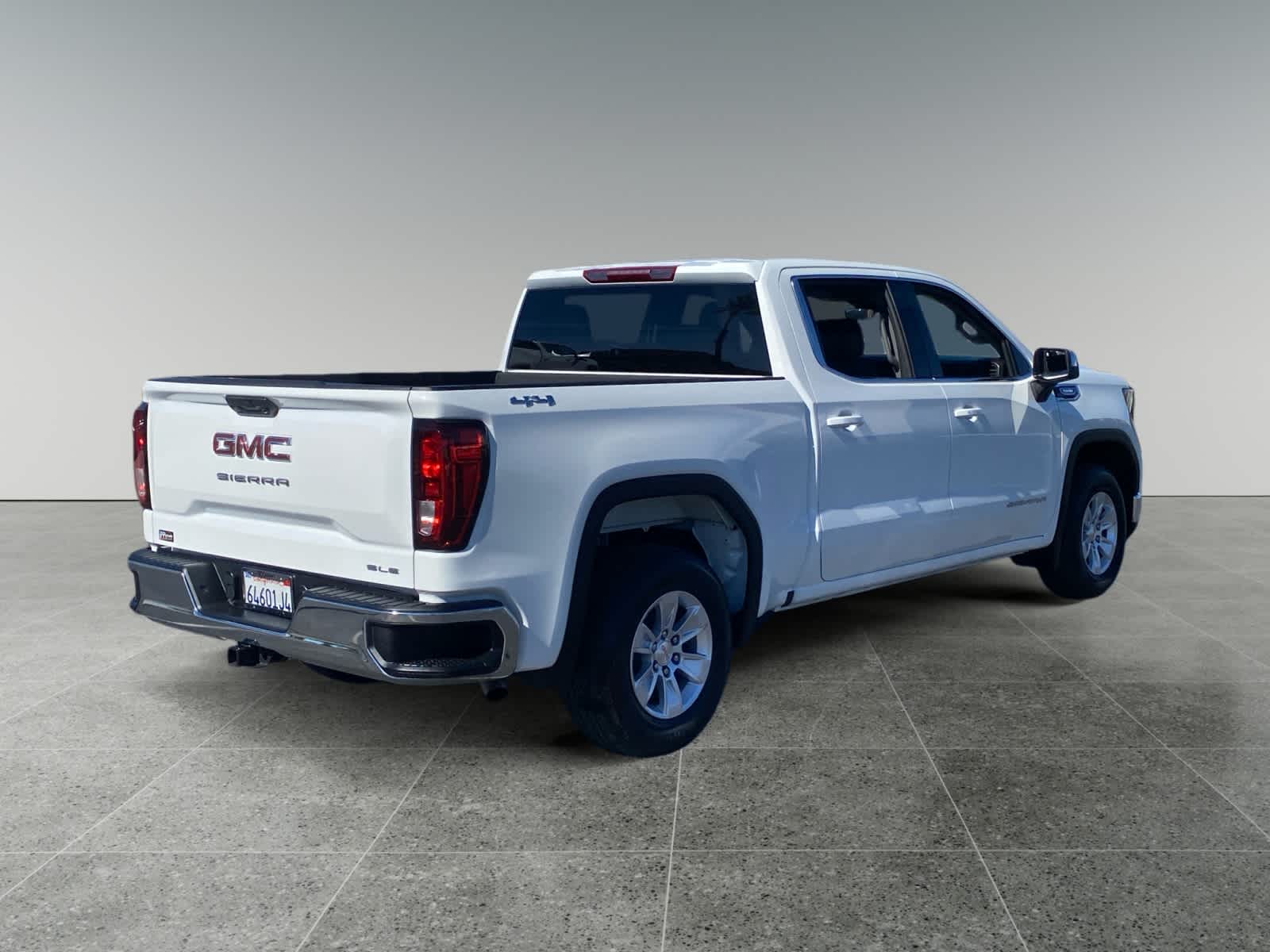 2026 GMC Sierra 1500 SLE - Photo 5