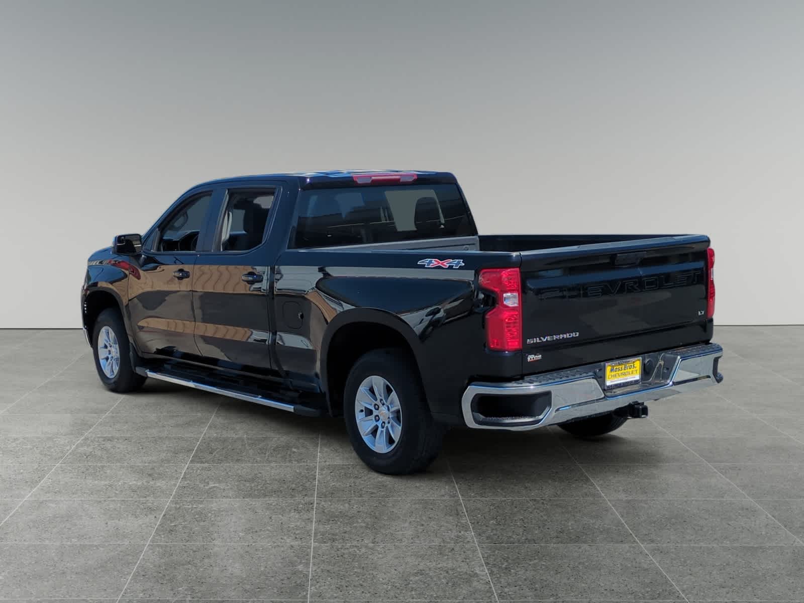 2024 Chevrolet Silverado 1500 photo 3