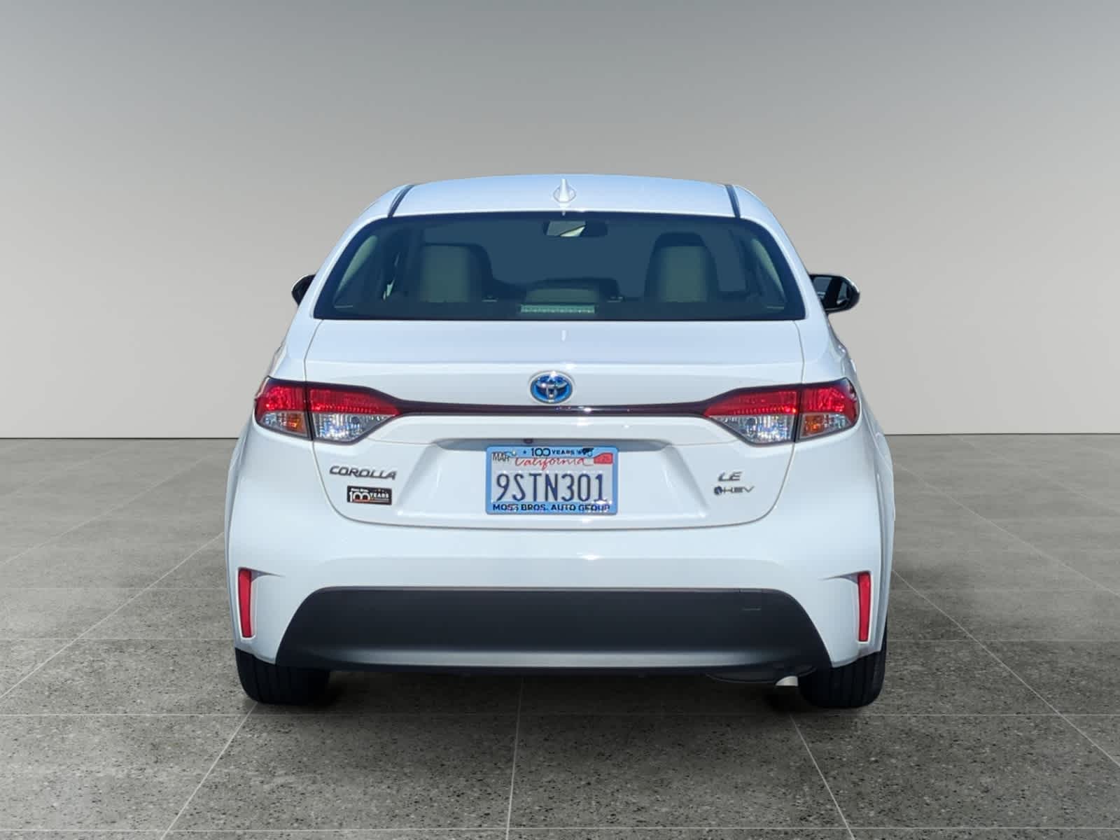 2025 Toyota Corolla Hybrid LE photo 4