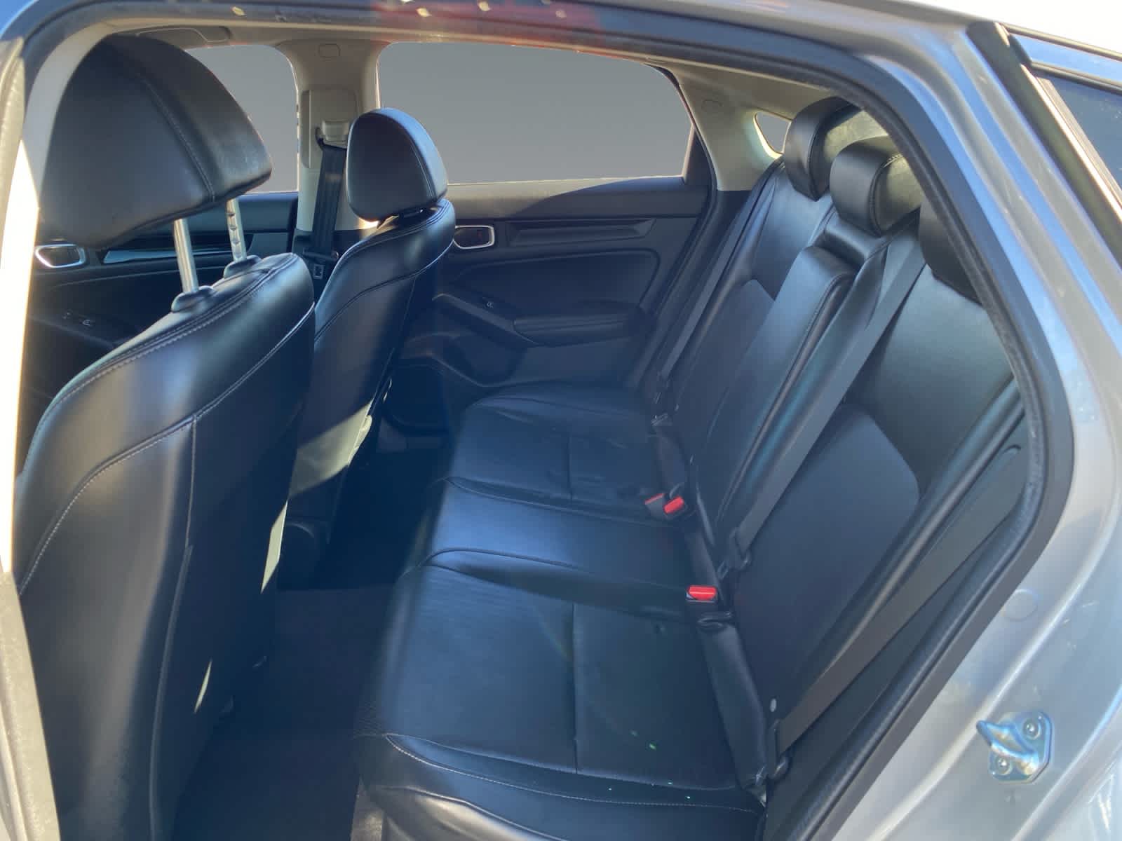 2024 Honda Civic Hatchback EX-L - Photo 13