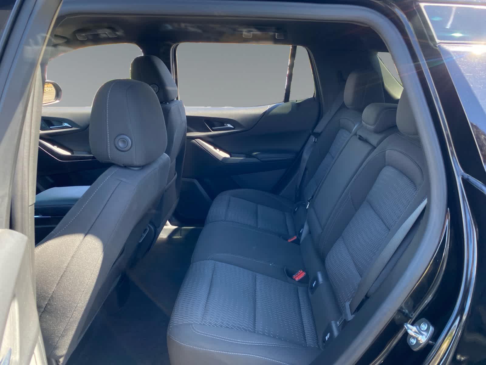 2025 Chevrolet Equinox LT - Photo 13