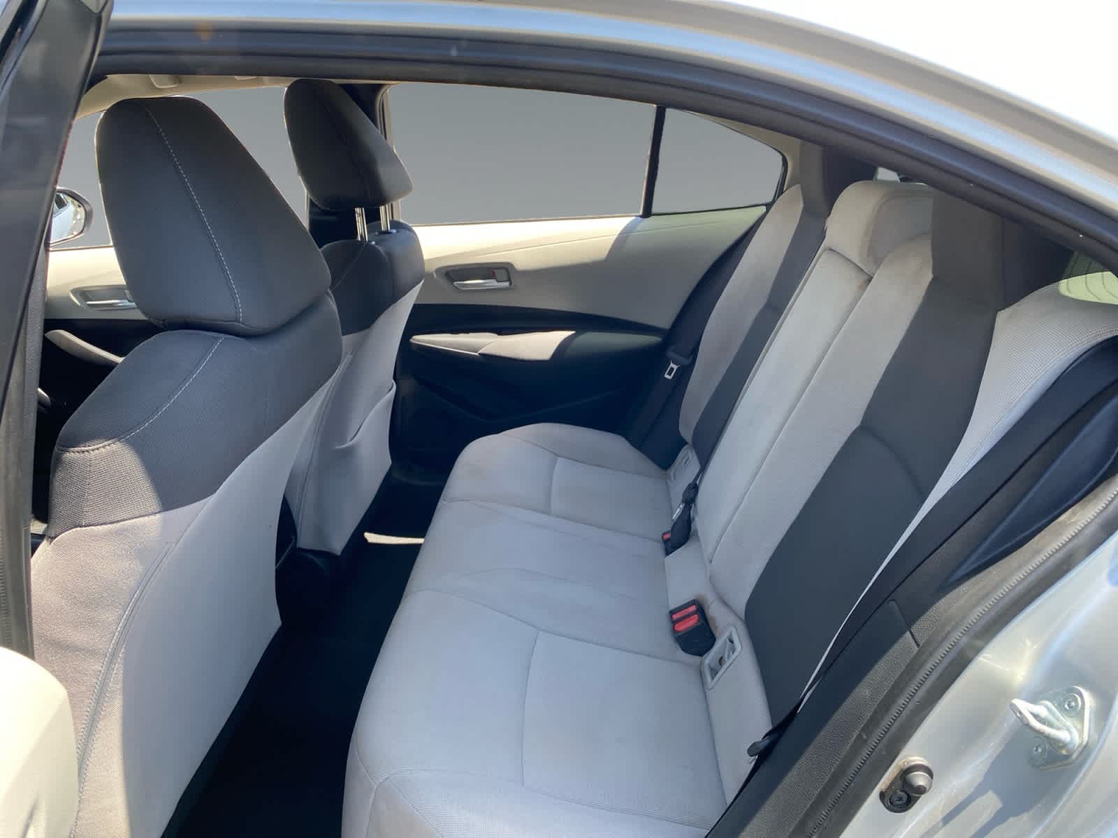 2021 Toyota Corolla LE - Photo 13
