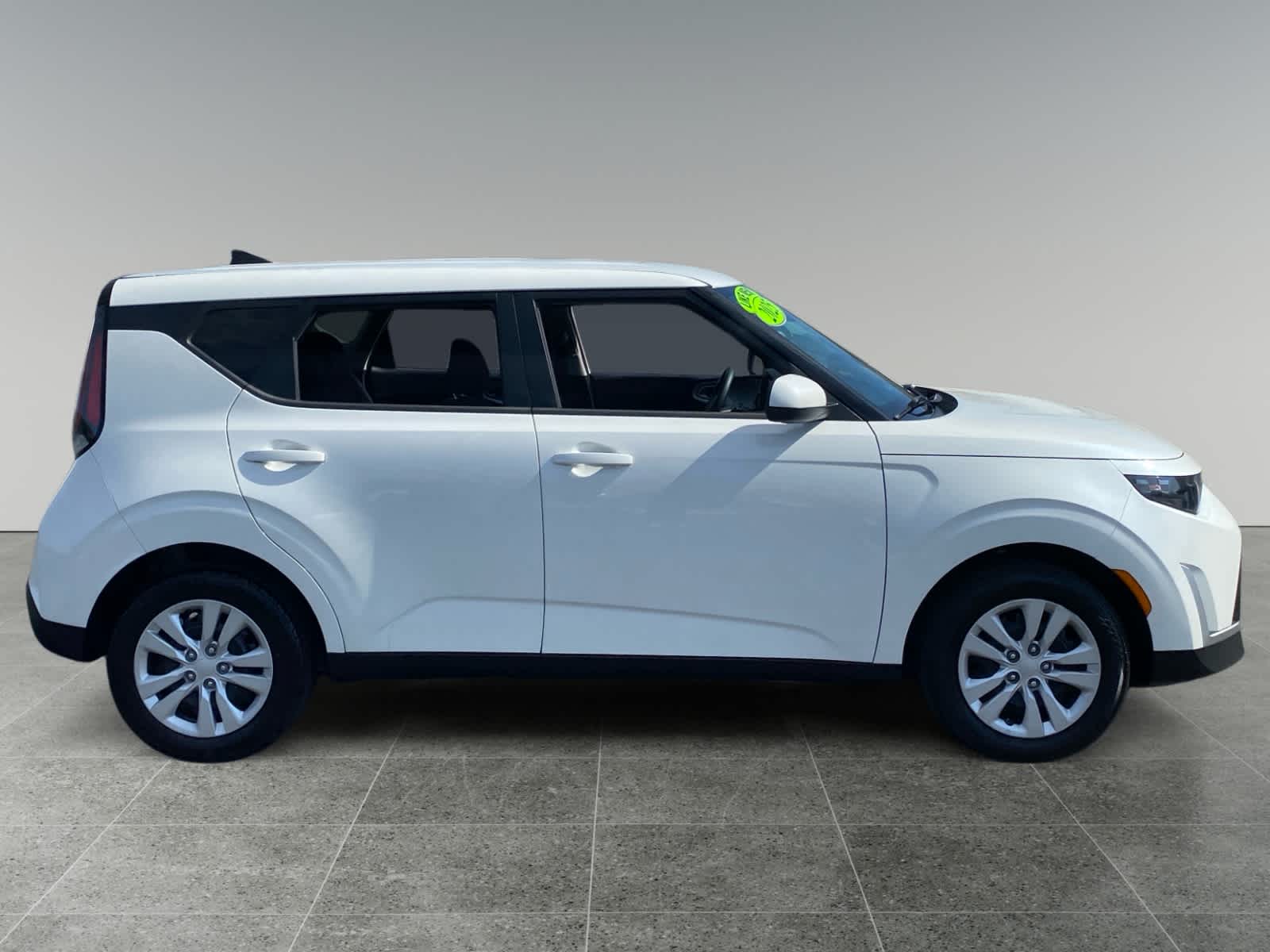 2025 Kia Soul LX photo 6