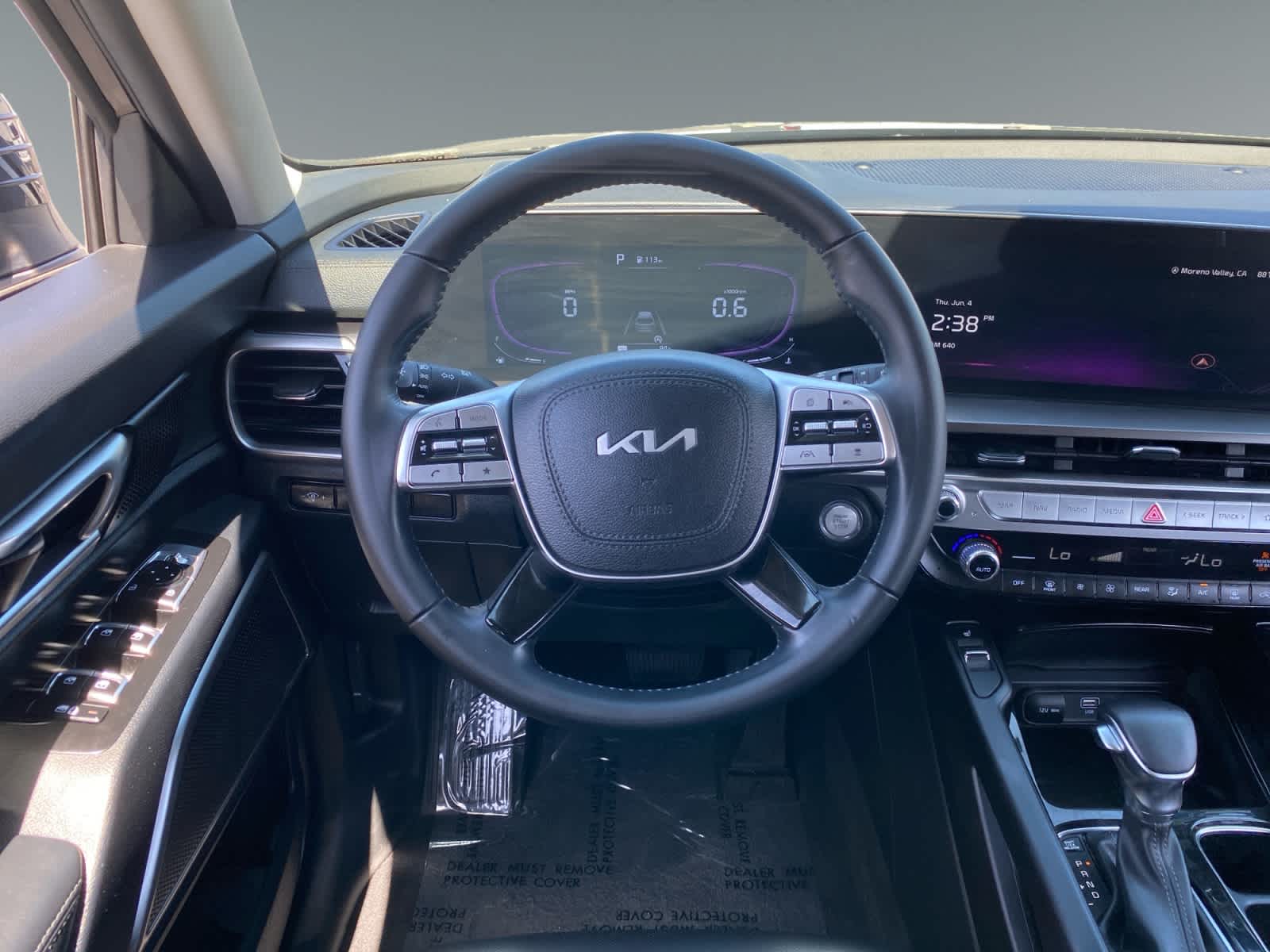 2024 Kia Telluride S - Photo 12