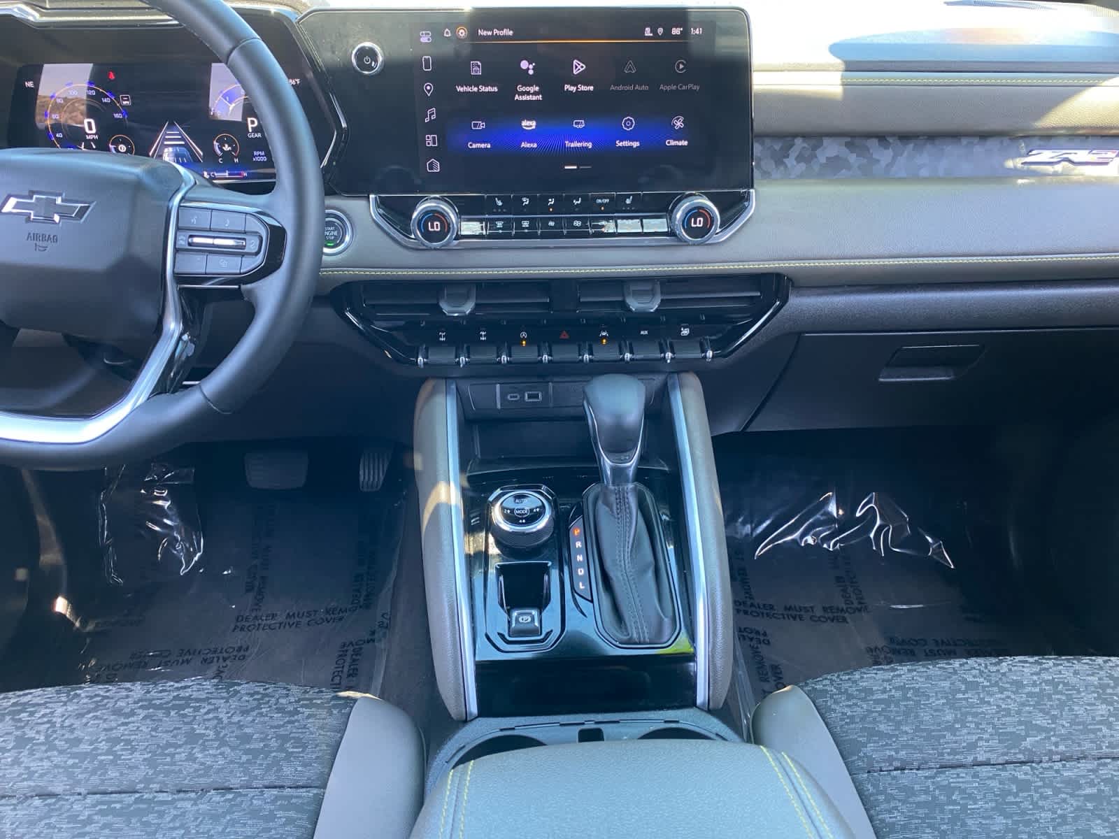 2024 Chevrolet Colorado ZR2 - Photo 11